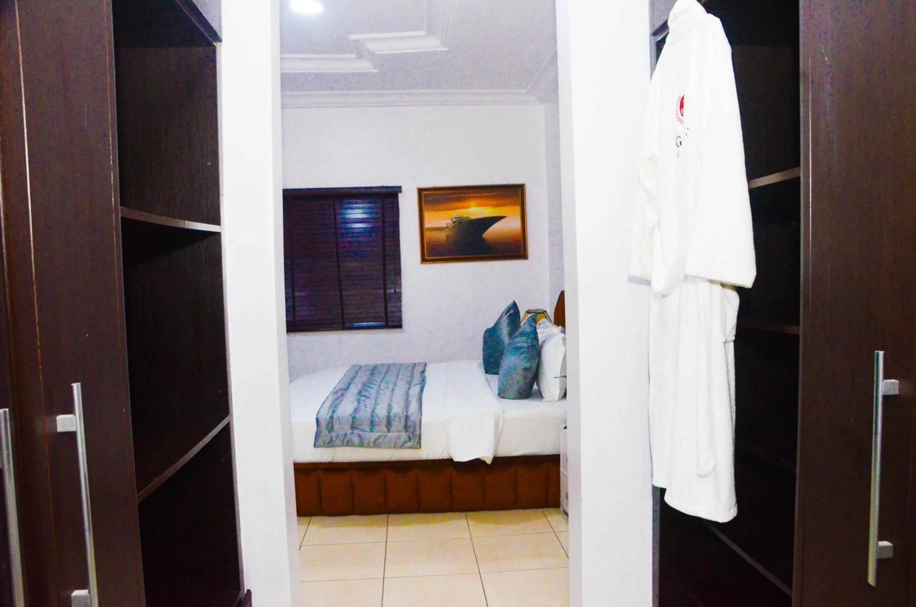 Bedroom, Bed in J Gibson Hotel