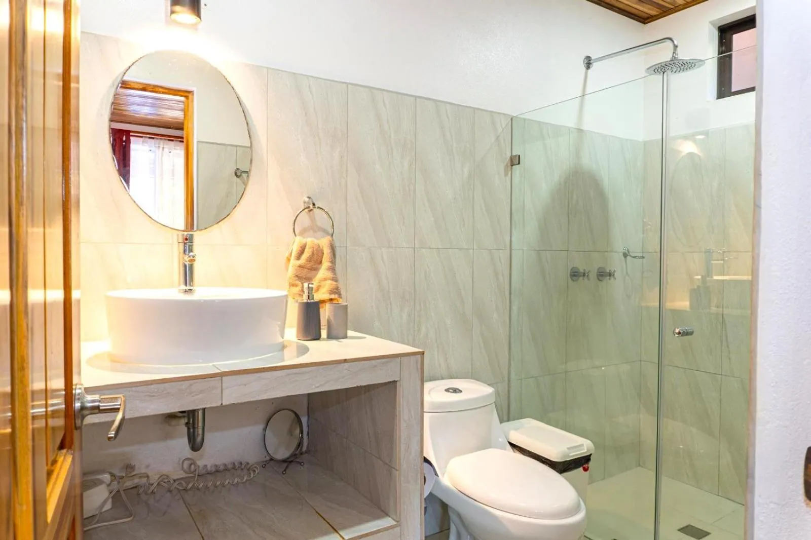 Bathroom in Corcovado & Drake Inn