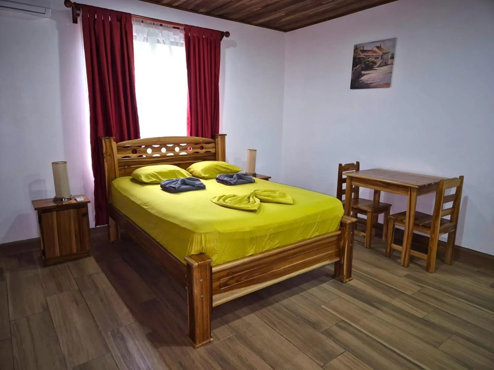 Bed in Corcovado & Drake Inn