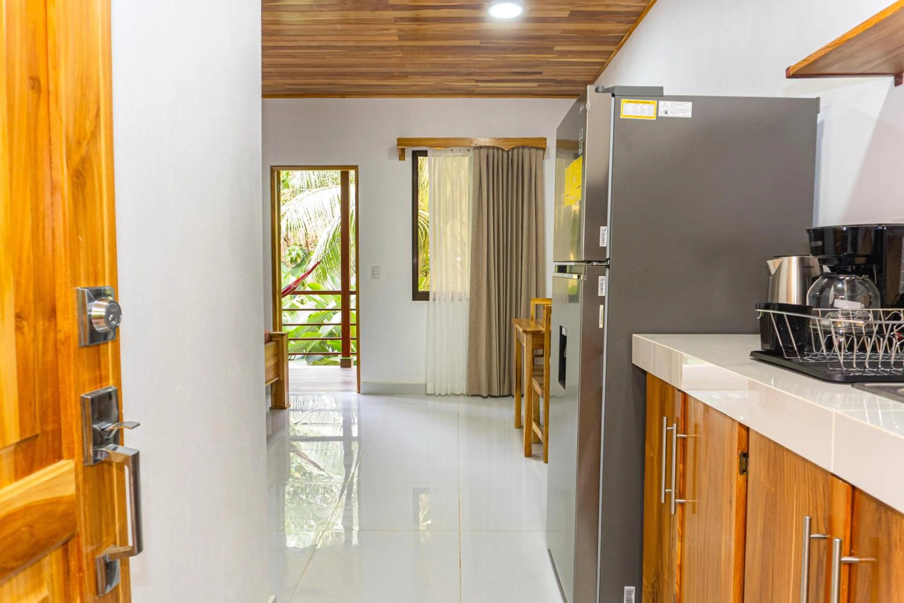 Kitchen or kitchenette in Corcovado & Drake Inn