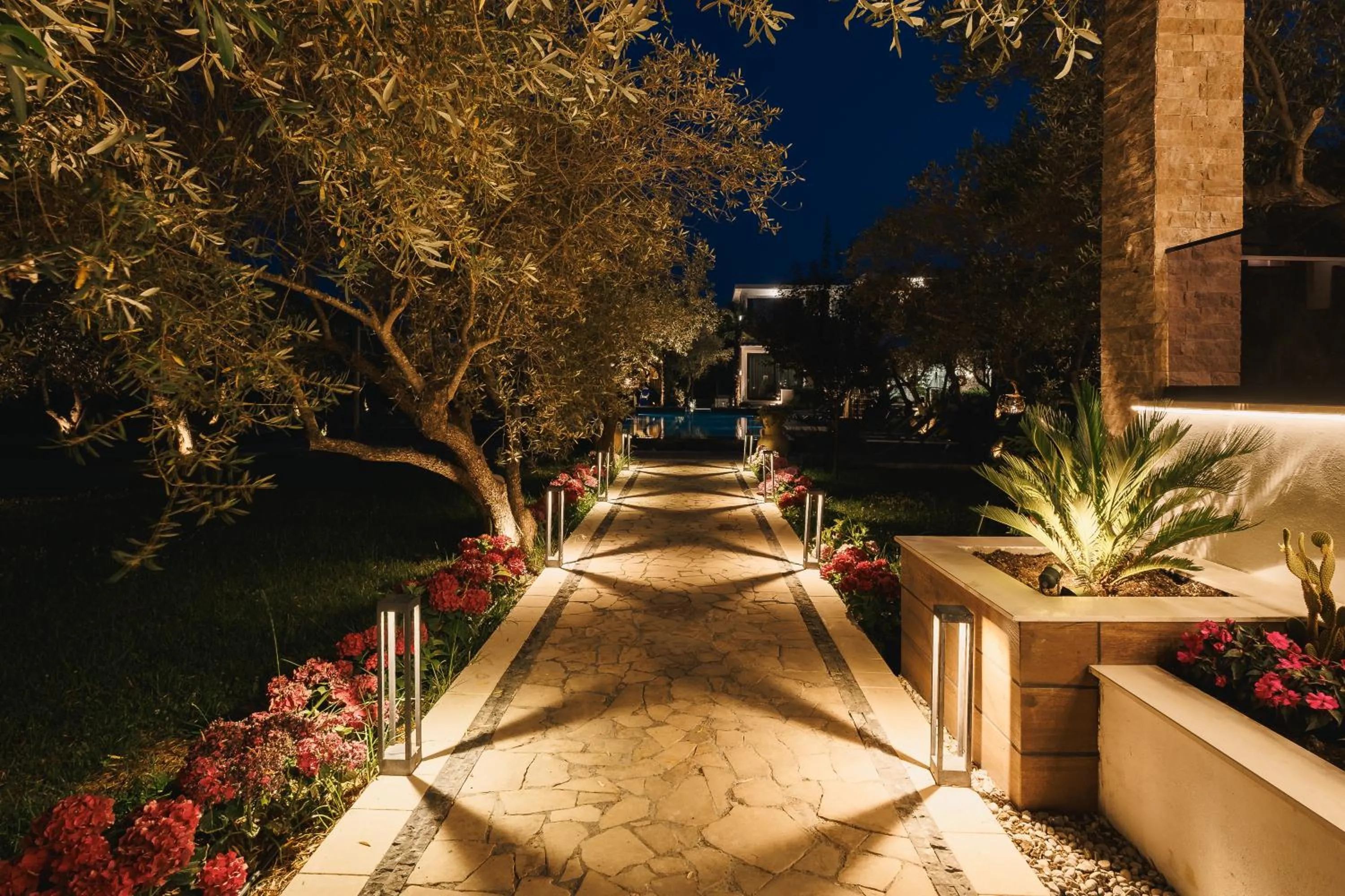 Giardino Lux Apartments