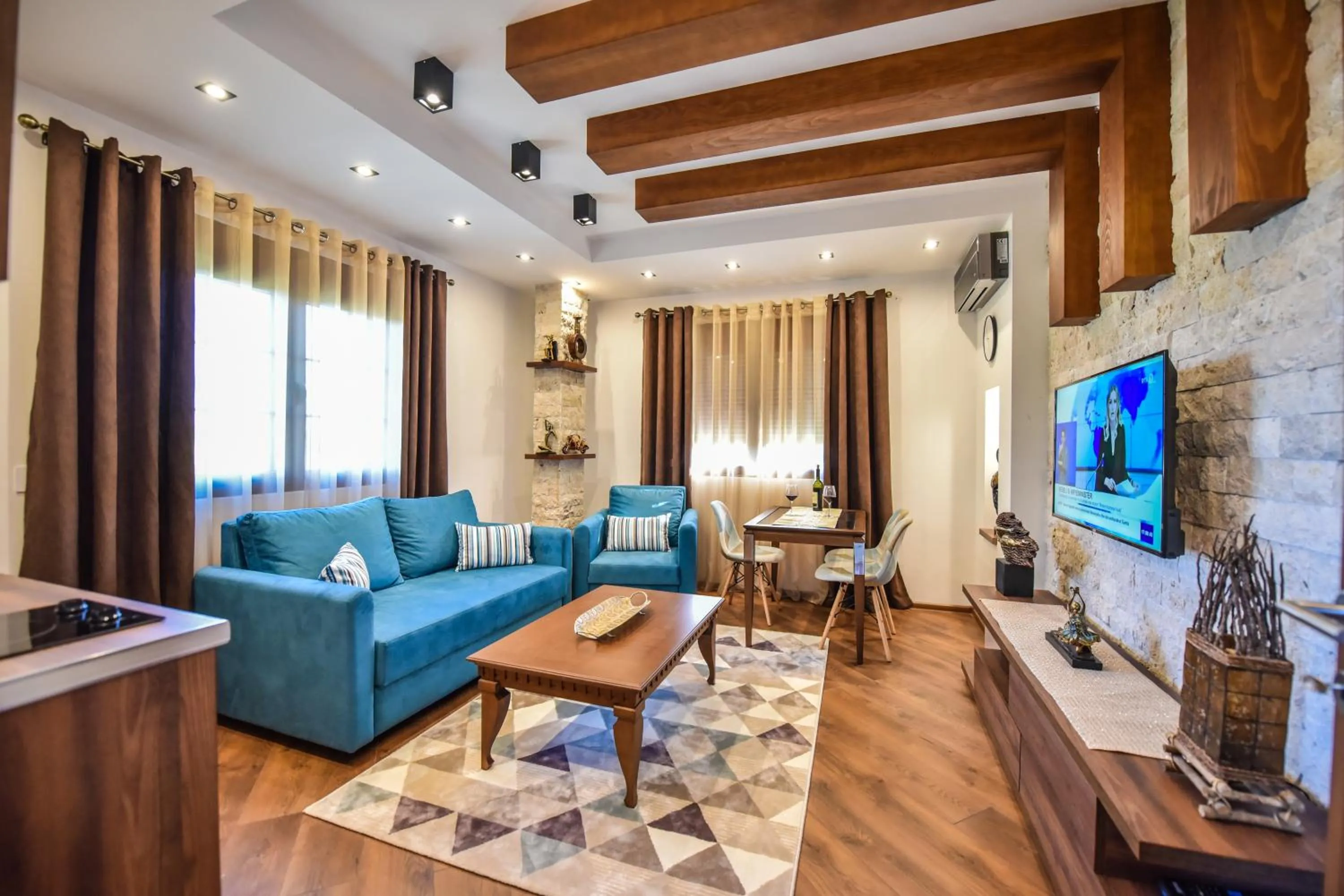 Giardino Lux Apartments