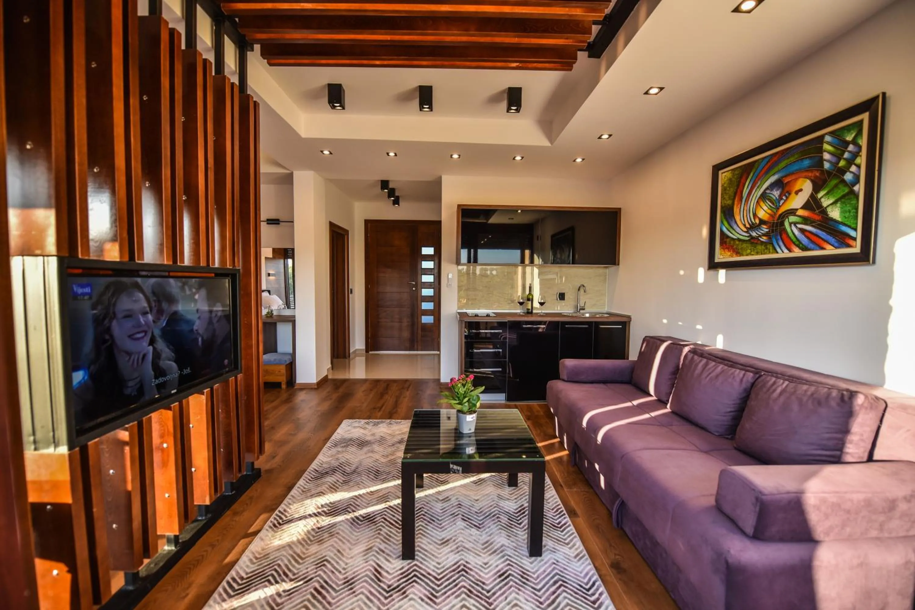 Giardino Lux Apartments