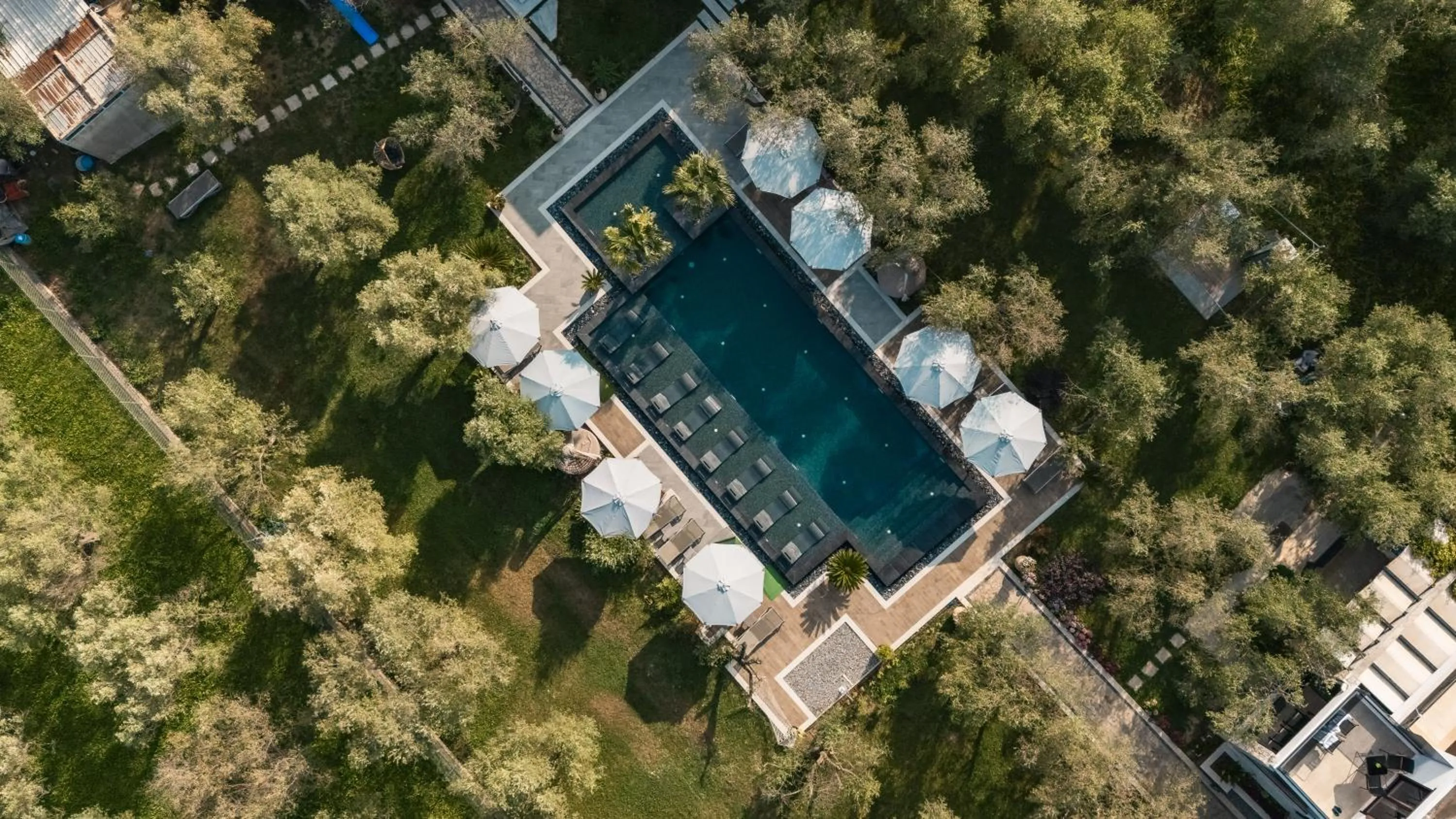 Giardino Lux Apartments