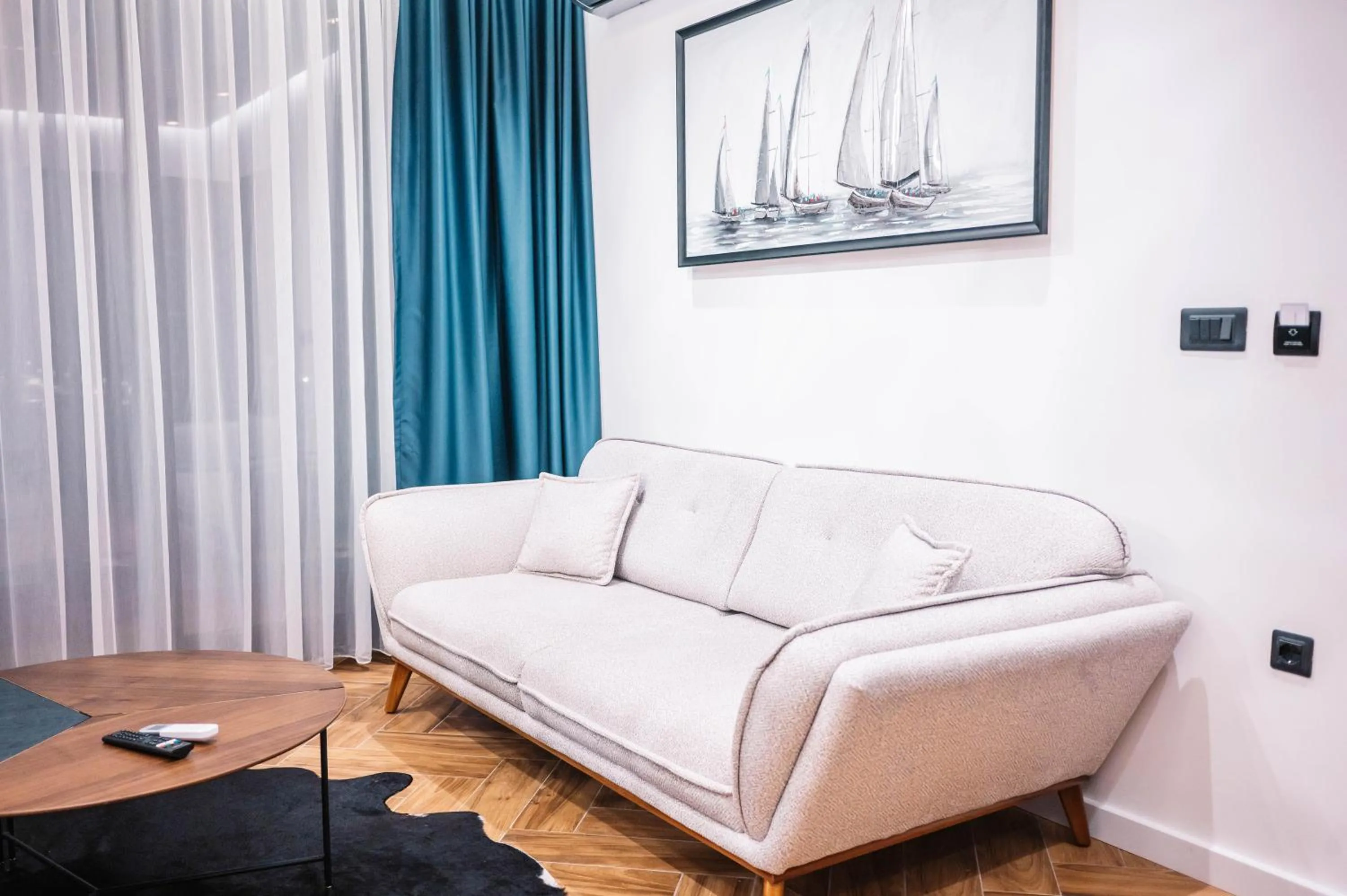 Giardino Lux Apartments