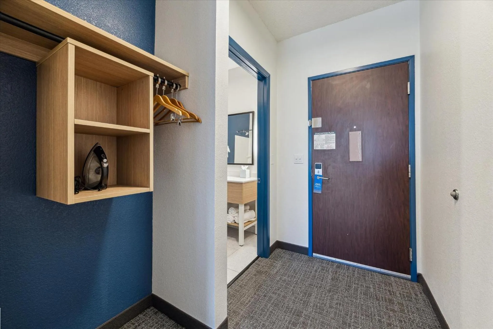 Comfort Suites - Near the Galleria