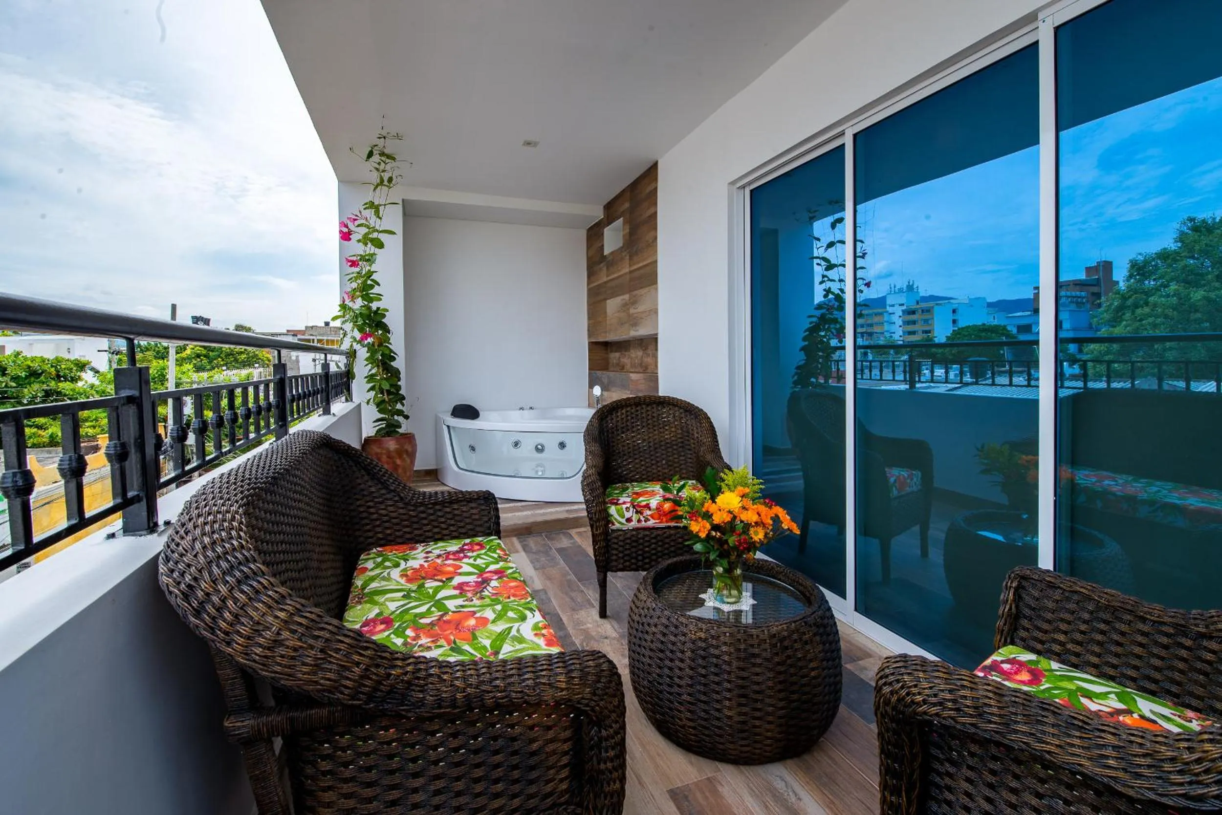 Balcony/Terrace in Hotel Boutique Marbore