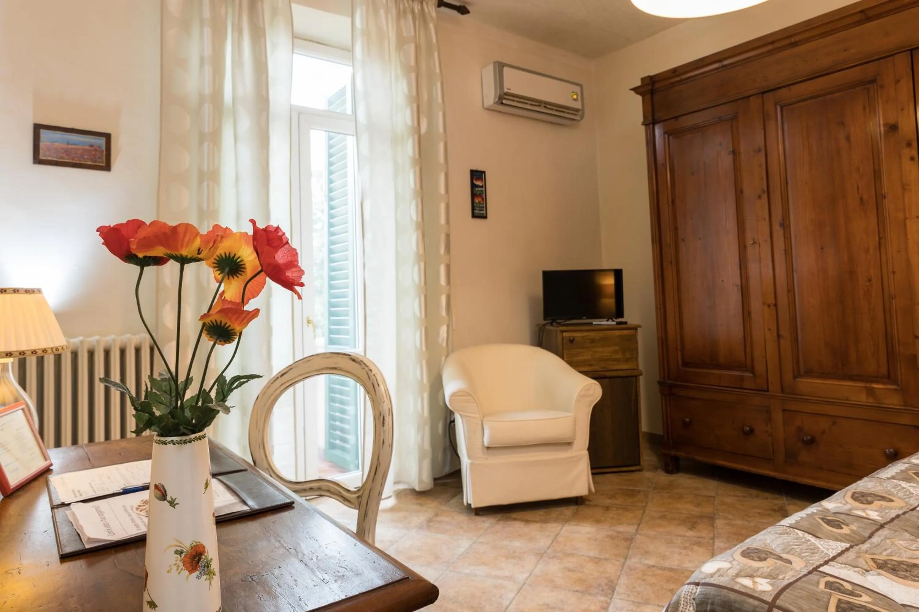 Photo of the whole room, Bed in Locanda dei Fiori