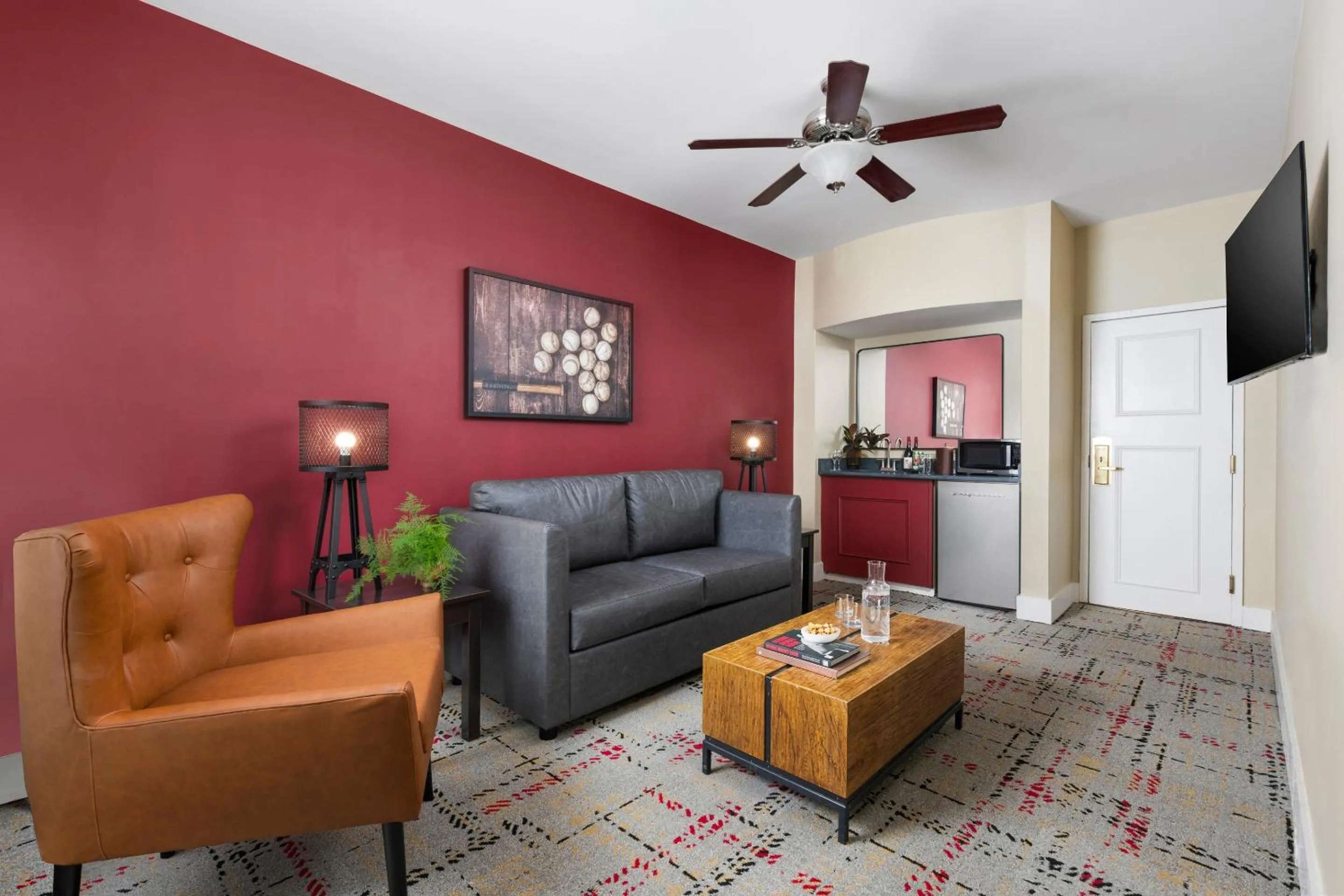 Living room in Majestic Hotel