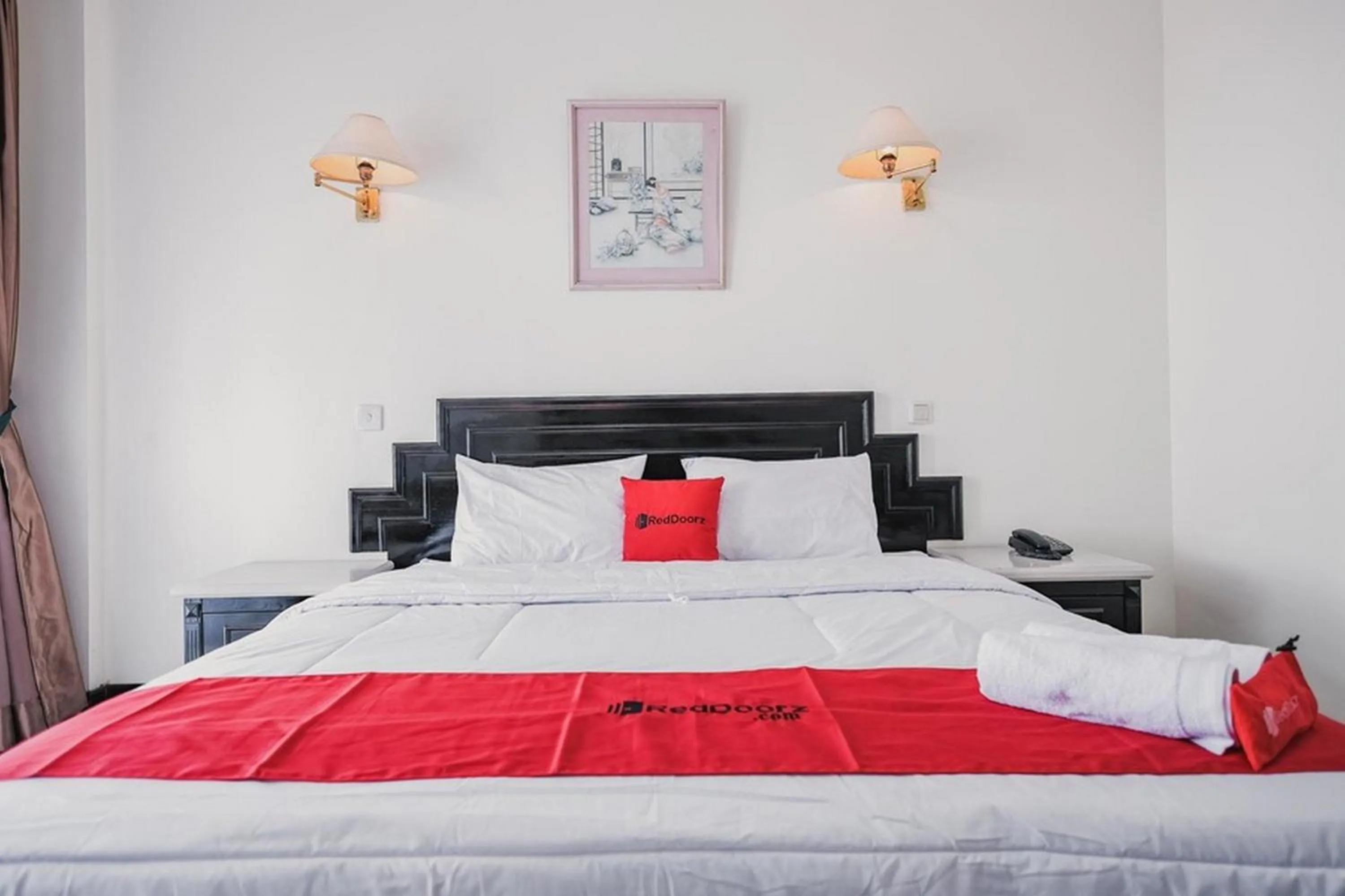 Bed in RedDoorz Plus near Pelabuhan Merak