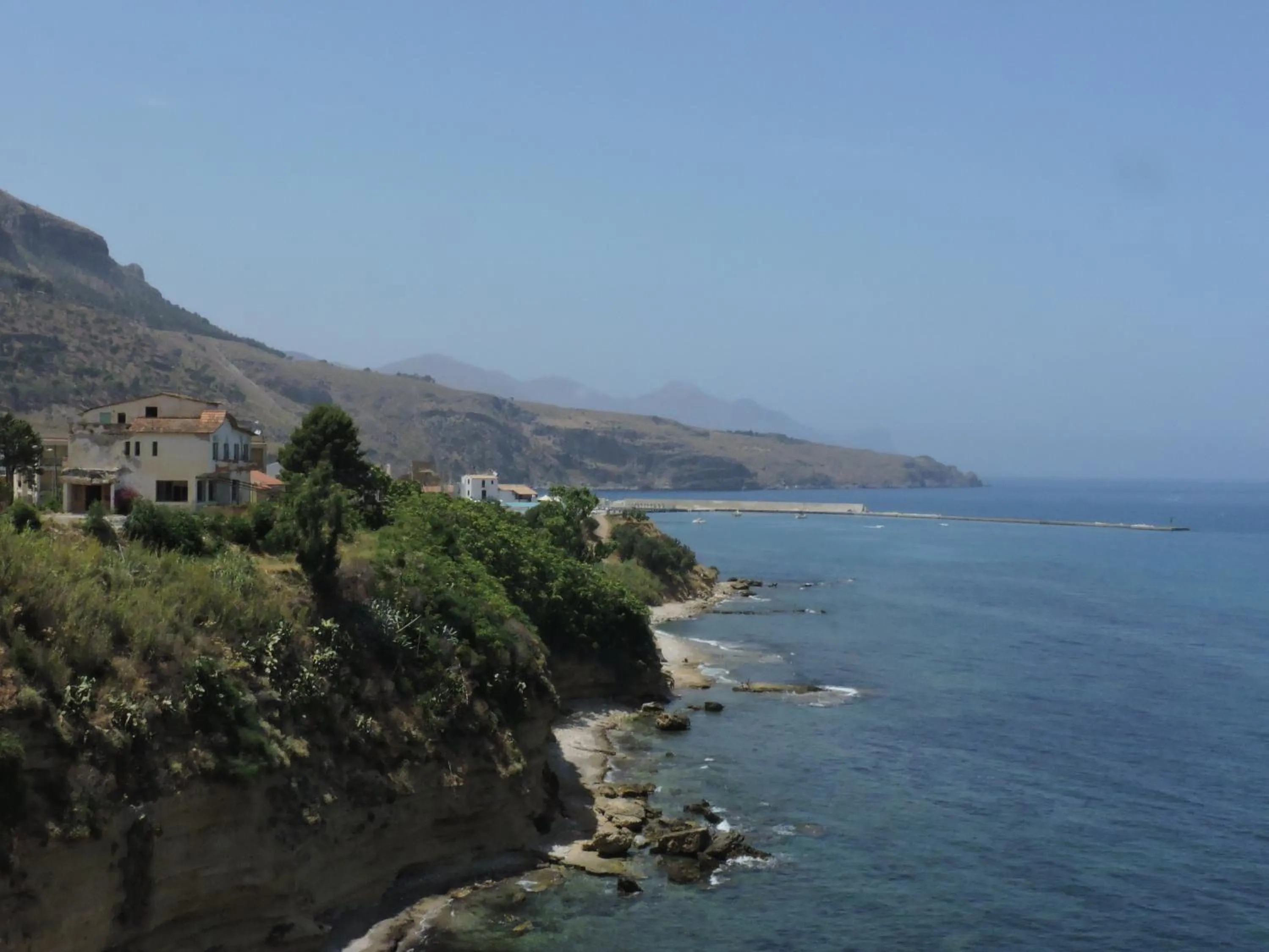 Nearby landmark in Aziyz Camere