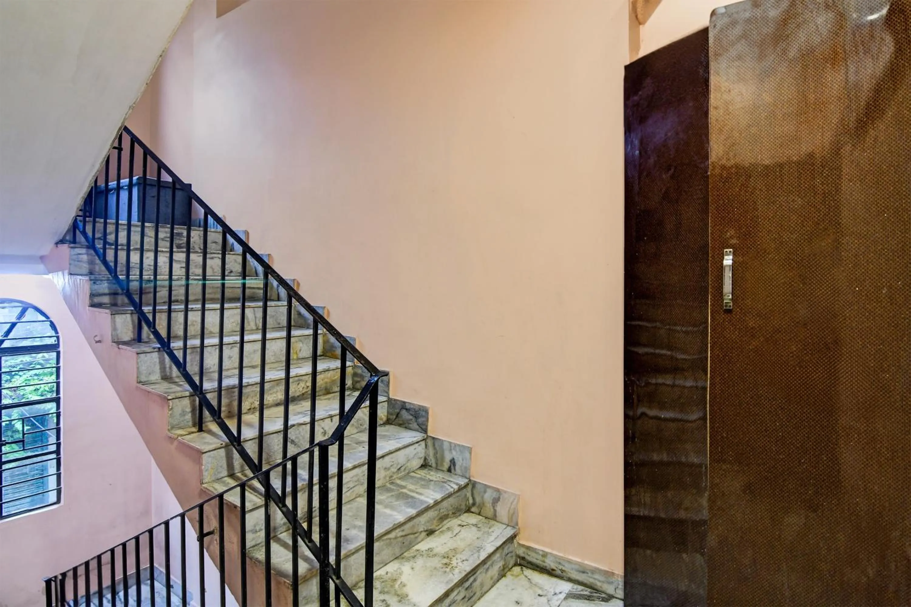 Hotel O Padmavati Projects
