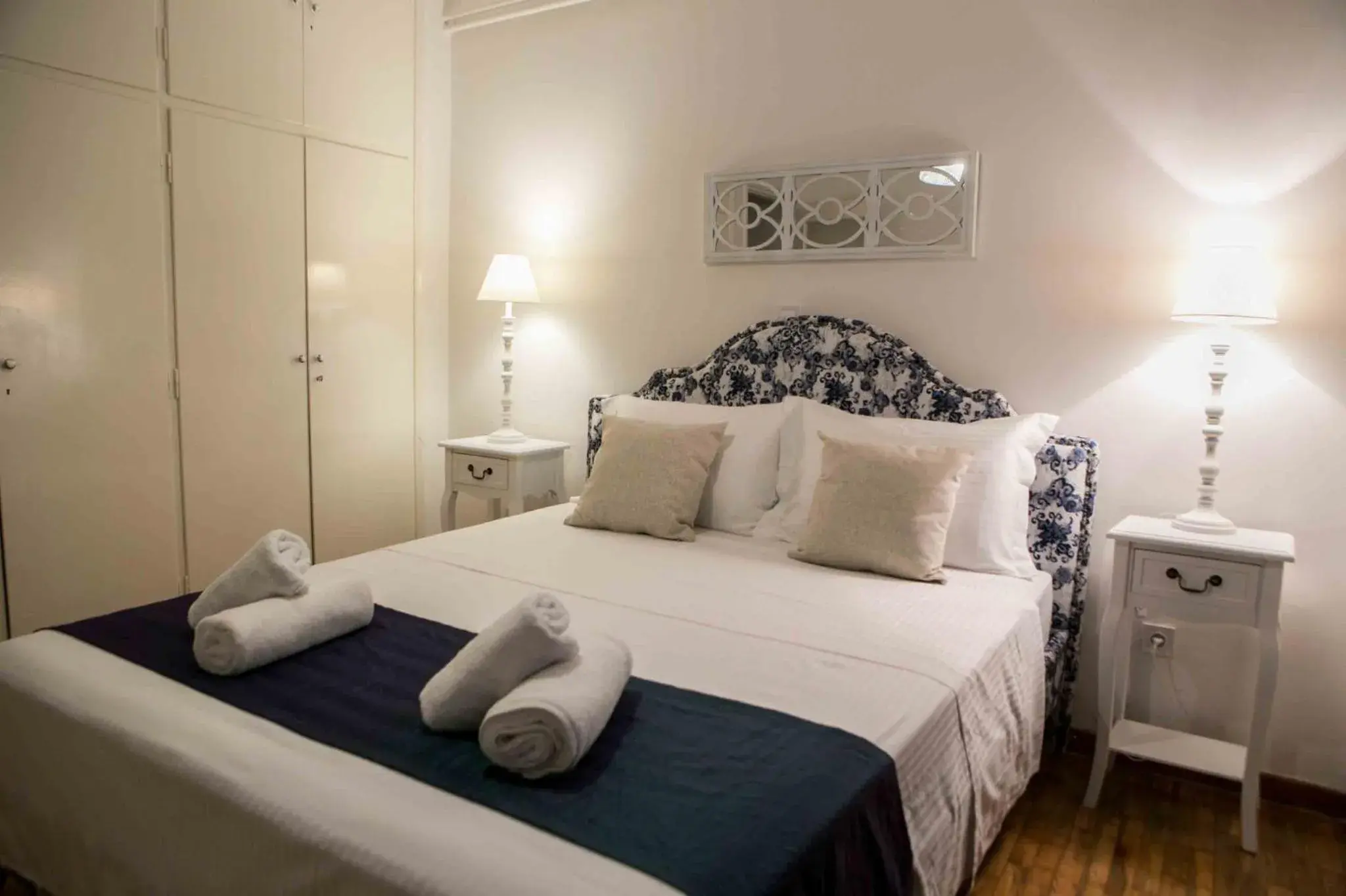 Best House, Kolchidos, Ampelokipoi Metro, Athens Best House, Kolchidos, Ampelokipoi Metro, Athens