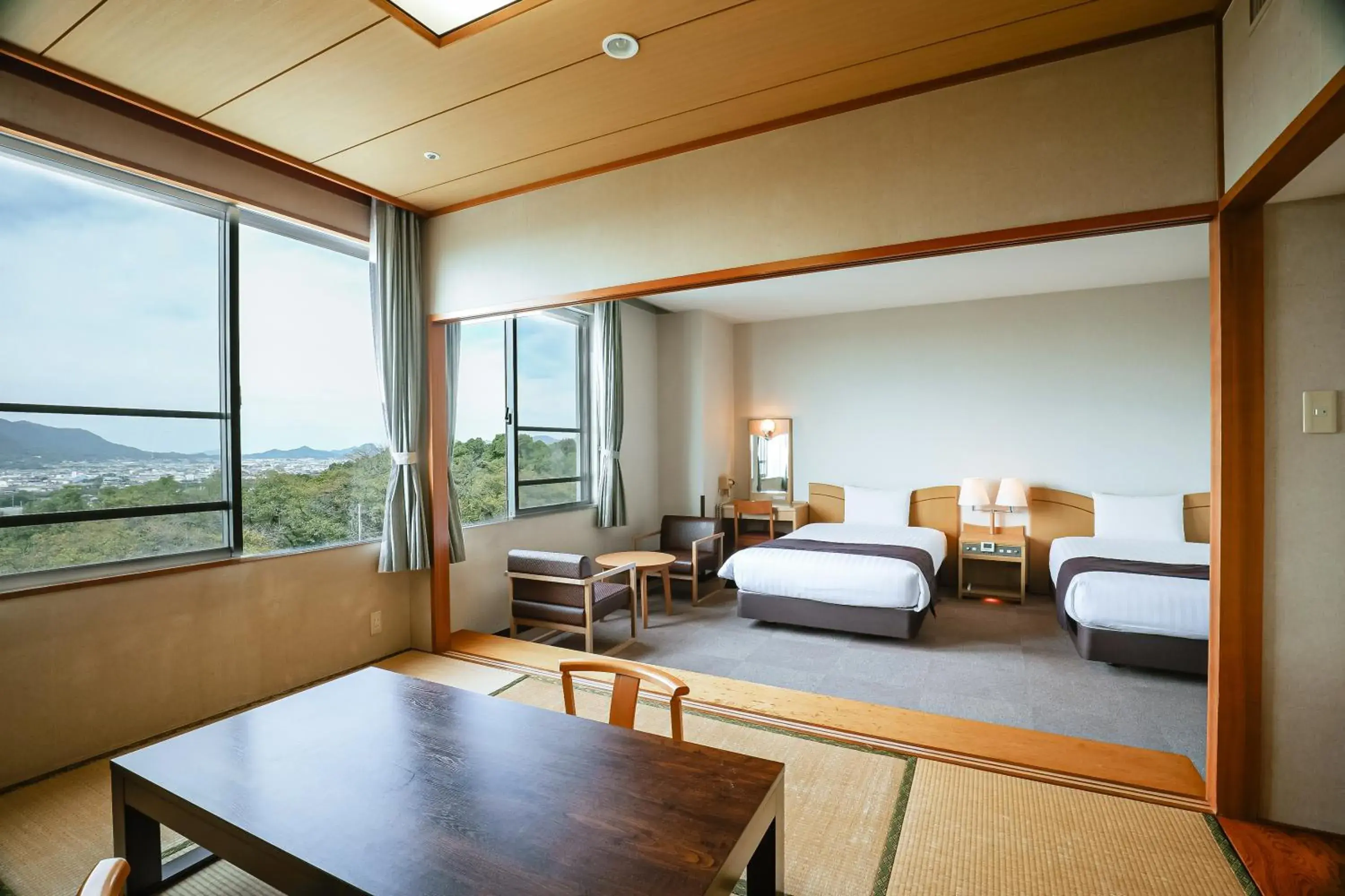 Japanese-Western style Room (With Private Bath) - single occupancy in KAMENOI HOTEL Kanonji Japanese-Western style Room (With Private Bath) - single occupancy in KAMENOI HOTEL Kanonji