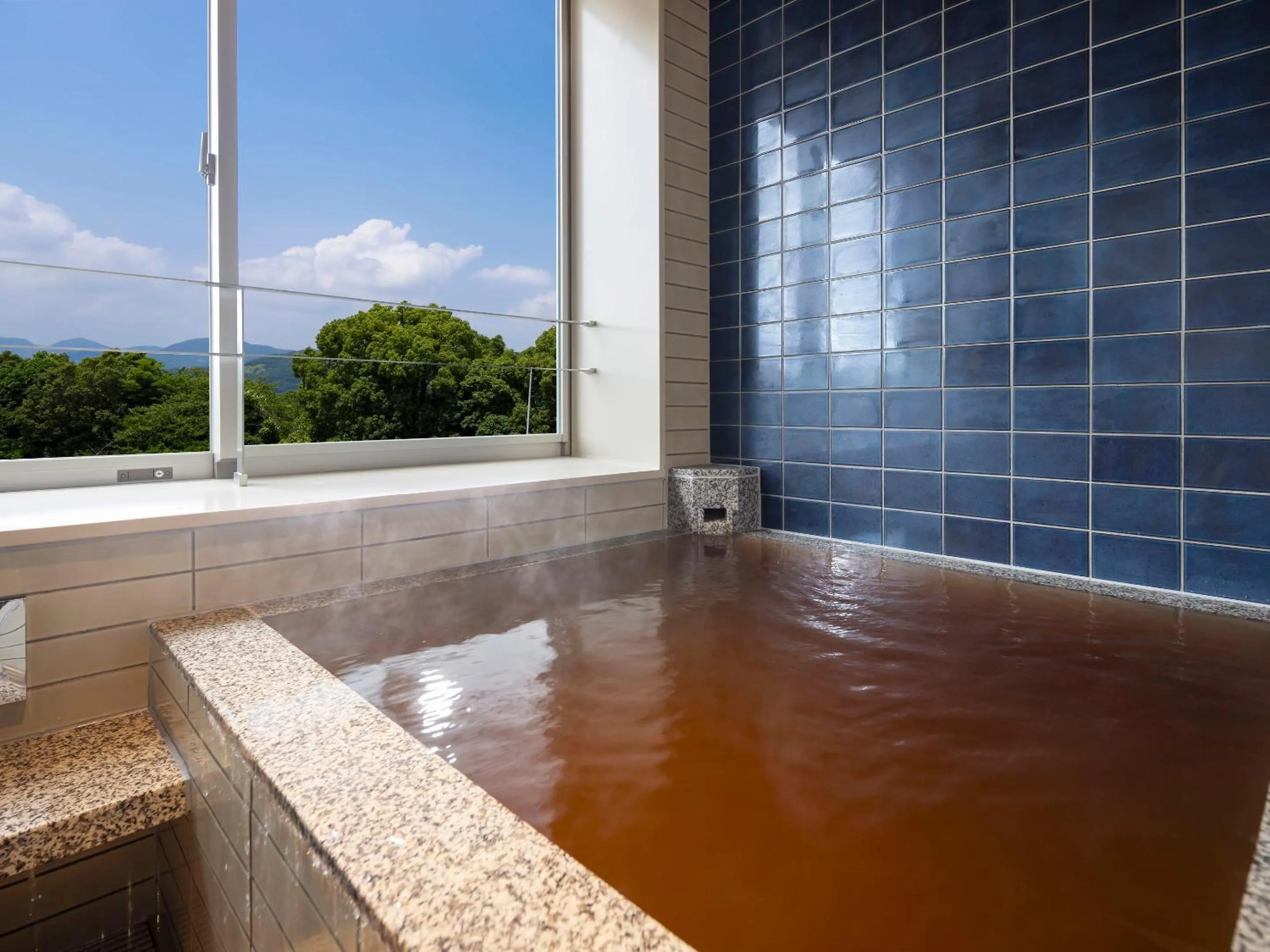 Photo of the whole room in KAMENOI HOTEL Ako