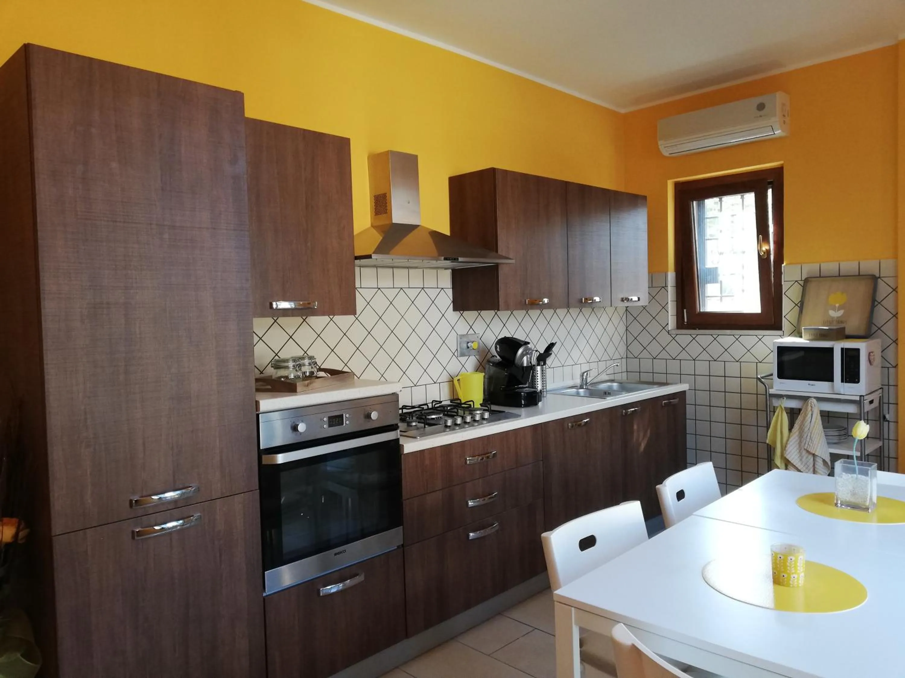 Decorative detail in The Yellow House