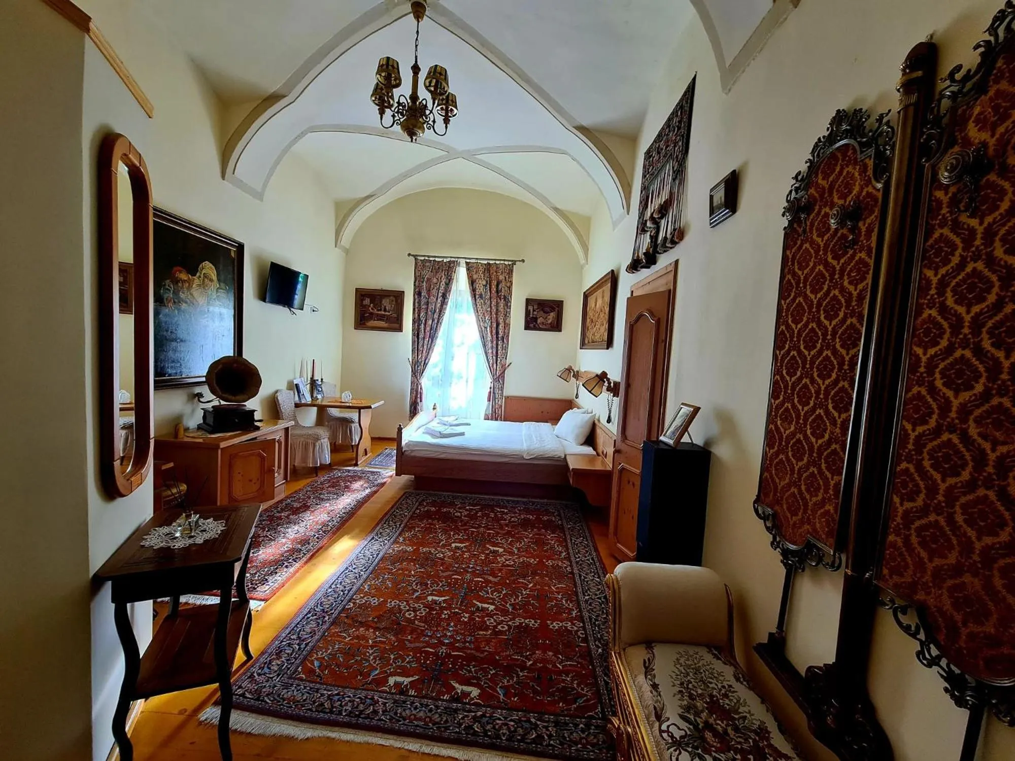 Bedroom in Armenopolis - Adults Only