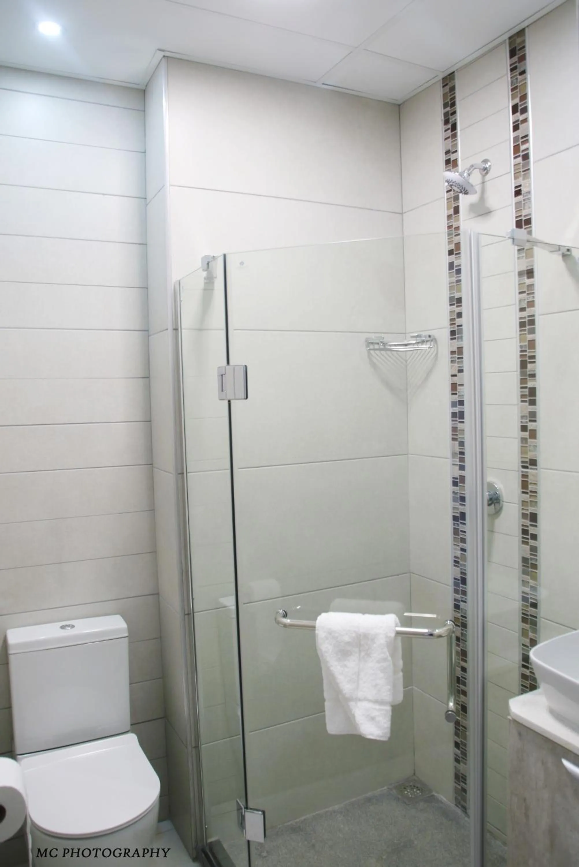 Bathroom in King's Palace Hotel Rustenburg