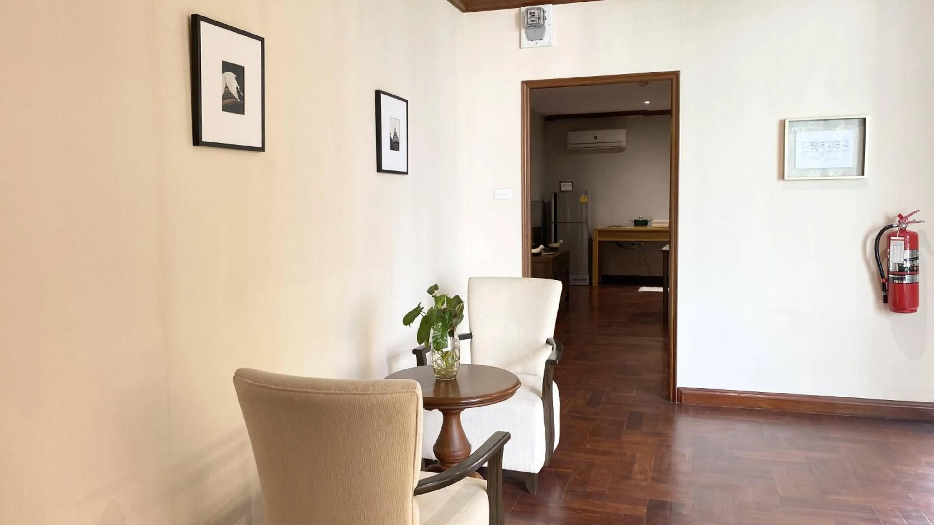 Seating area in NT Place Sukhumvit Suites