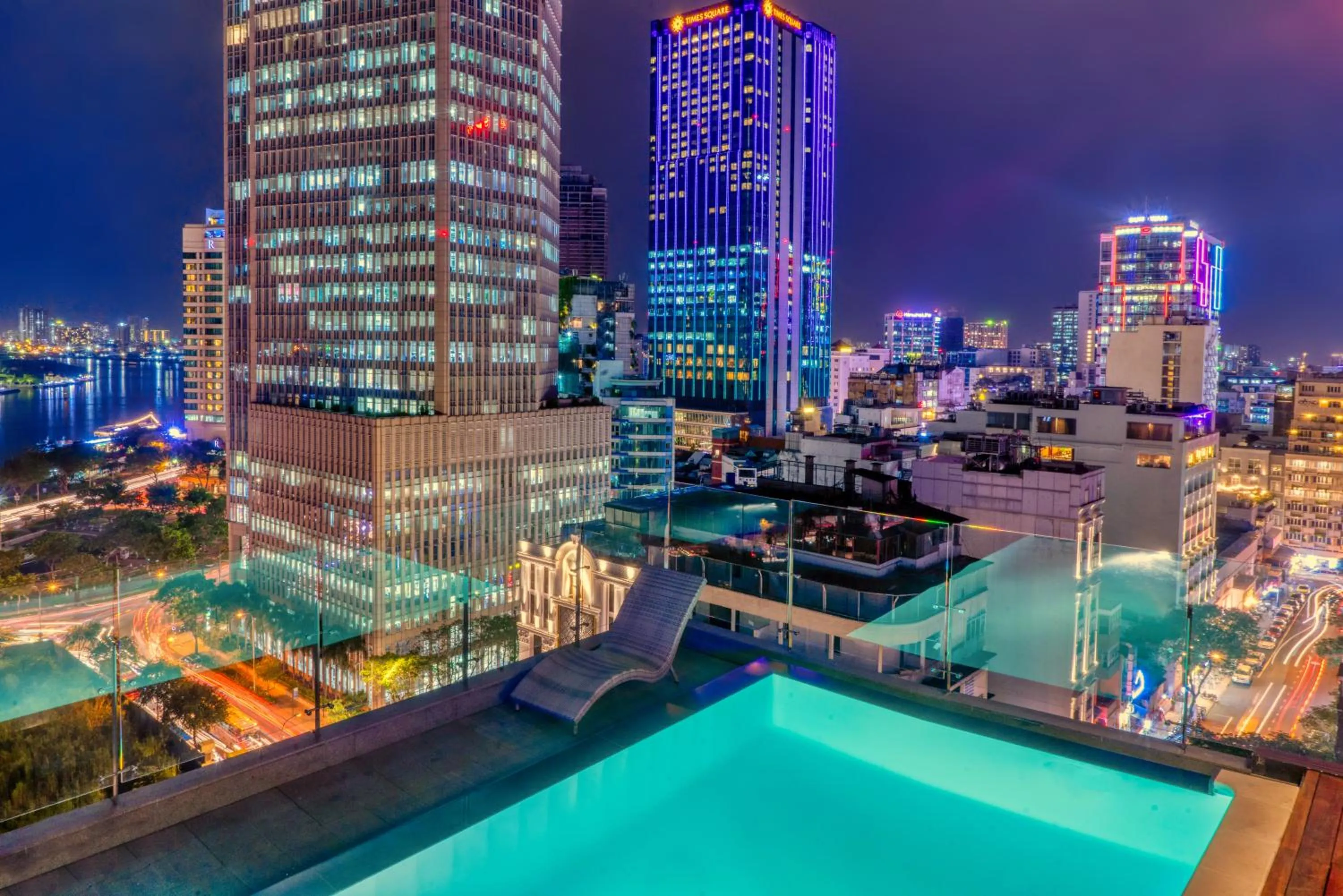 City view in Sky Gem Central Hotel