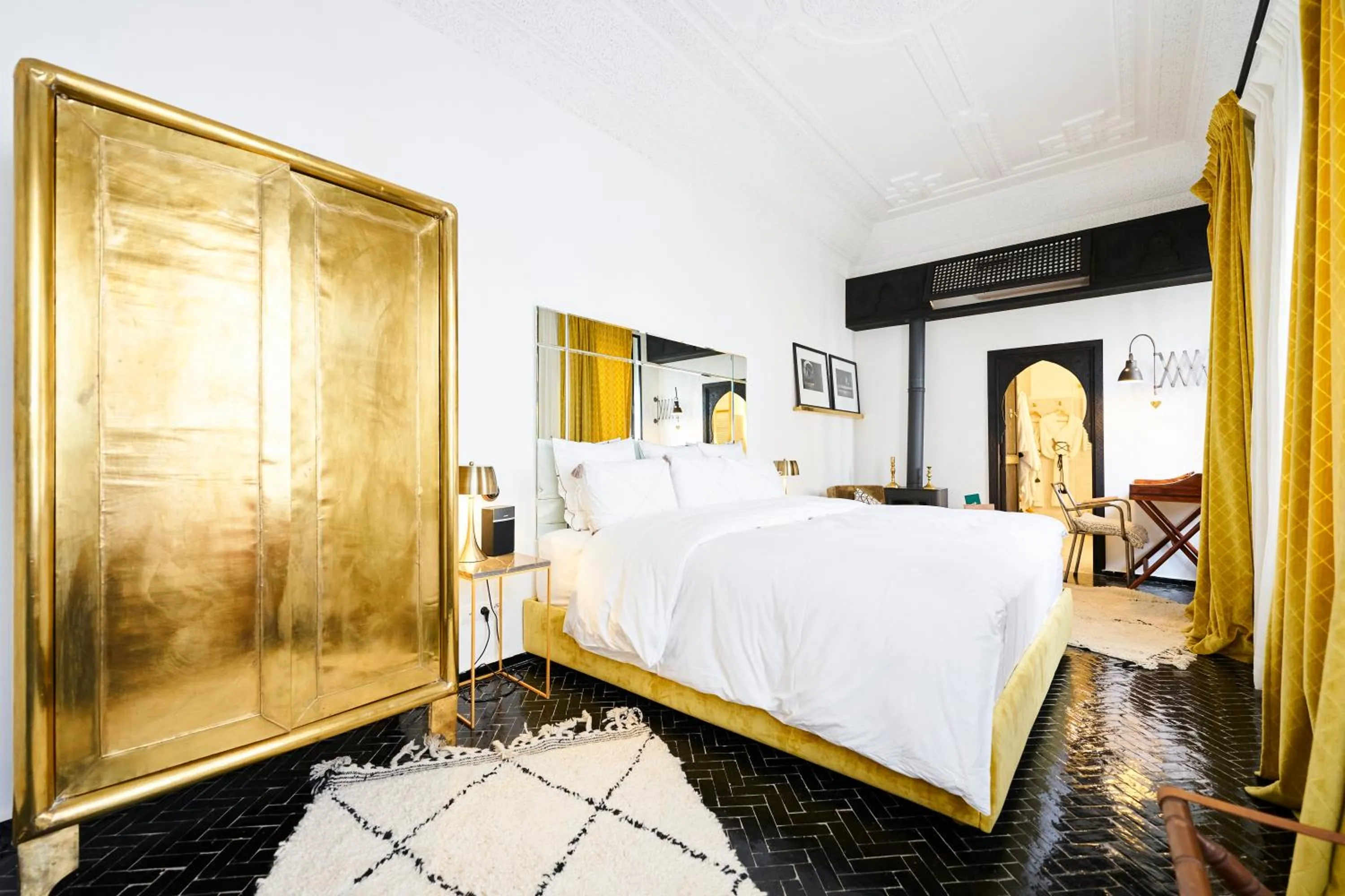 Photo of the whole room, Bed in Riad Dar Yasaman