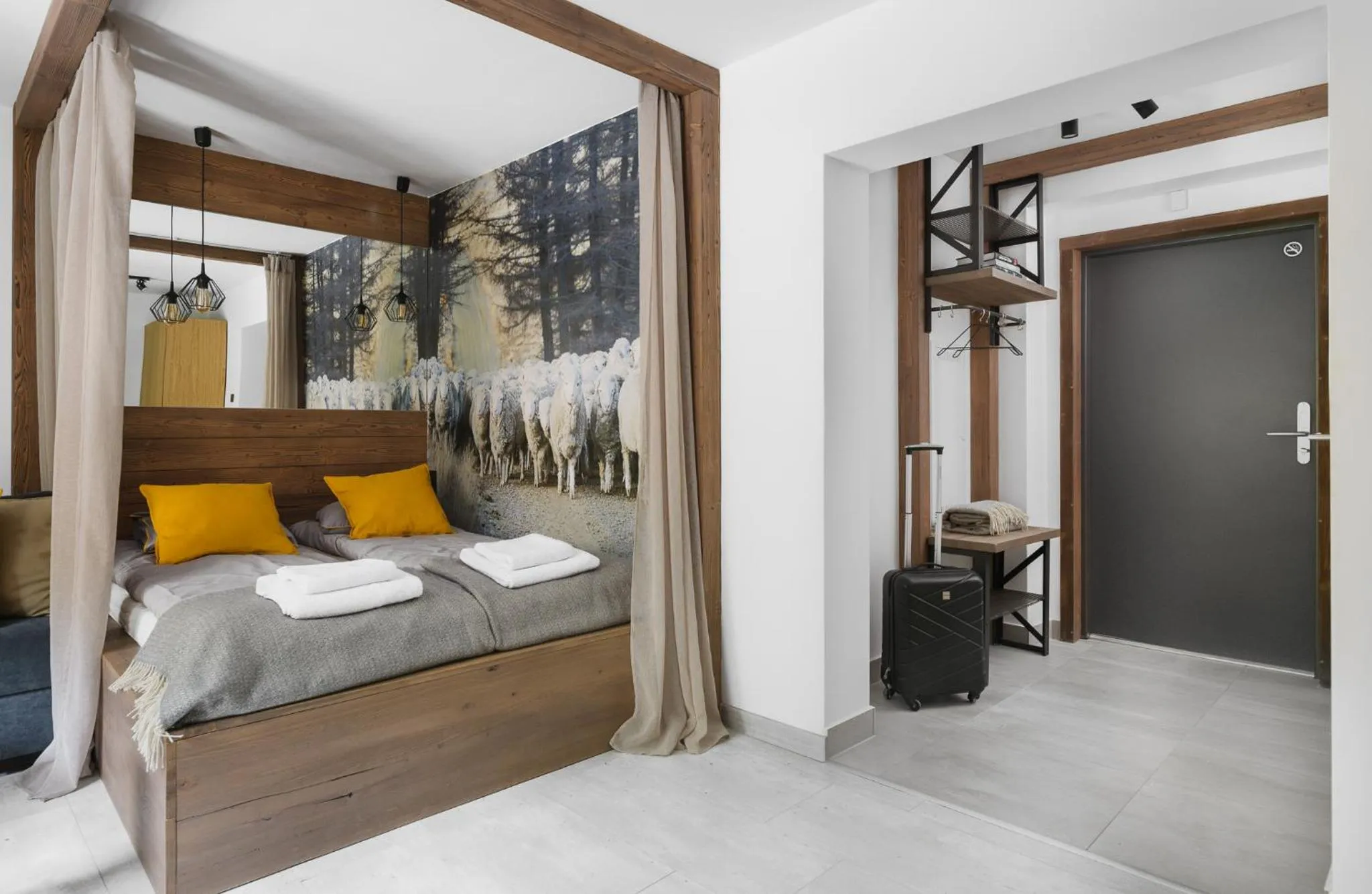 Bed in Aparthotel Narciarska 2