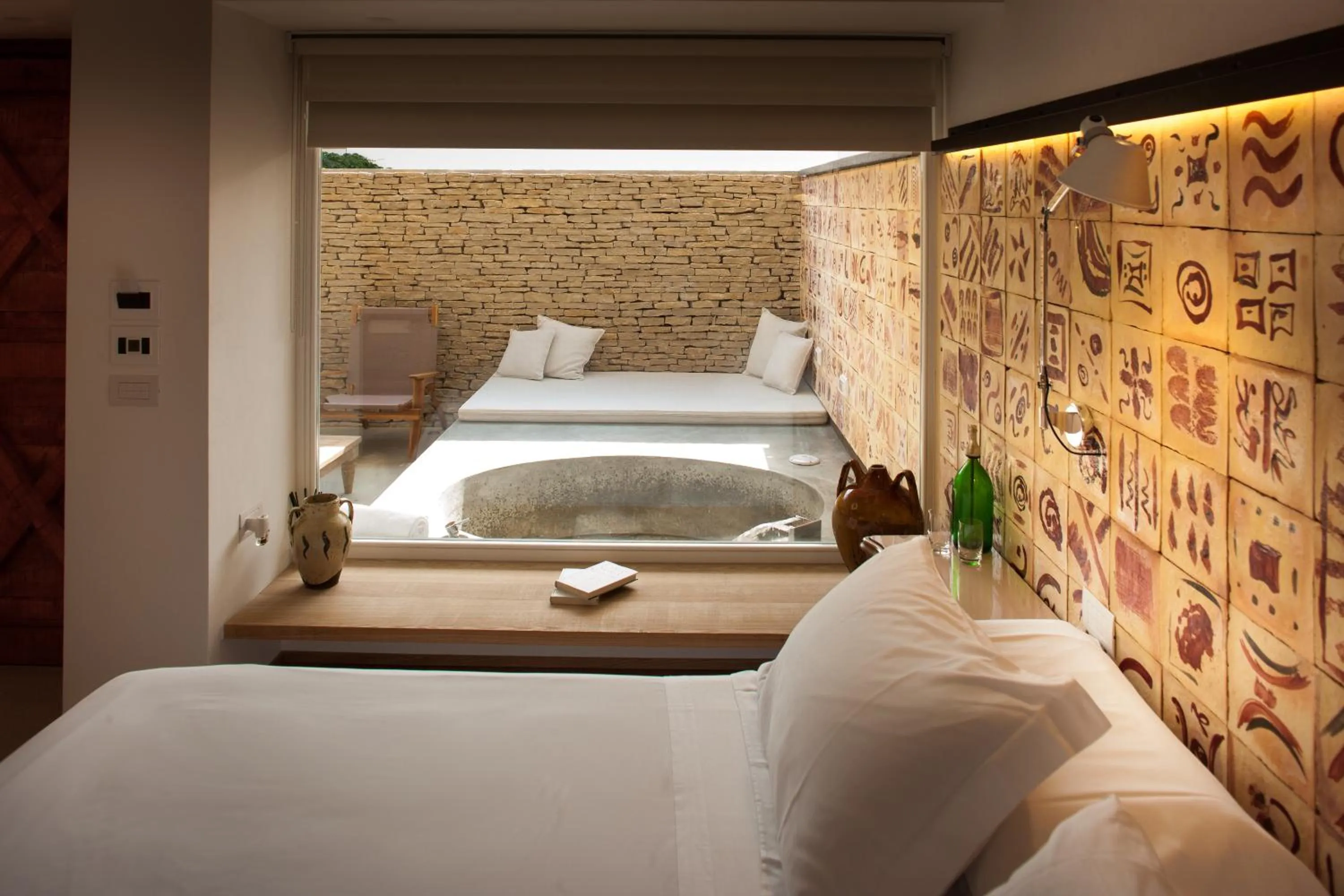 Patio, Bed in Praia Art Resort - Small Luxury Hotels of the world