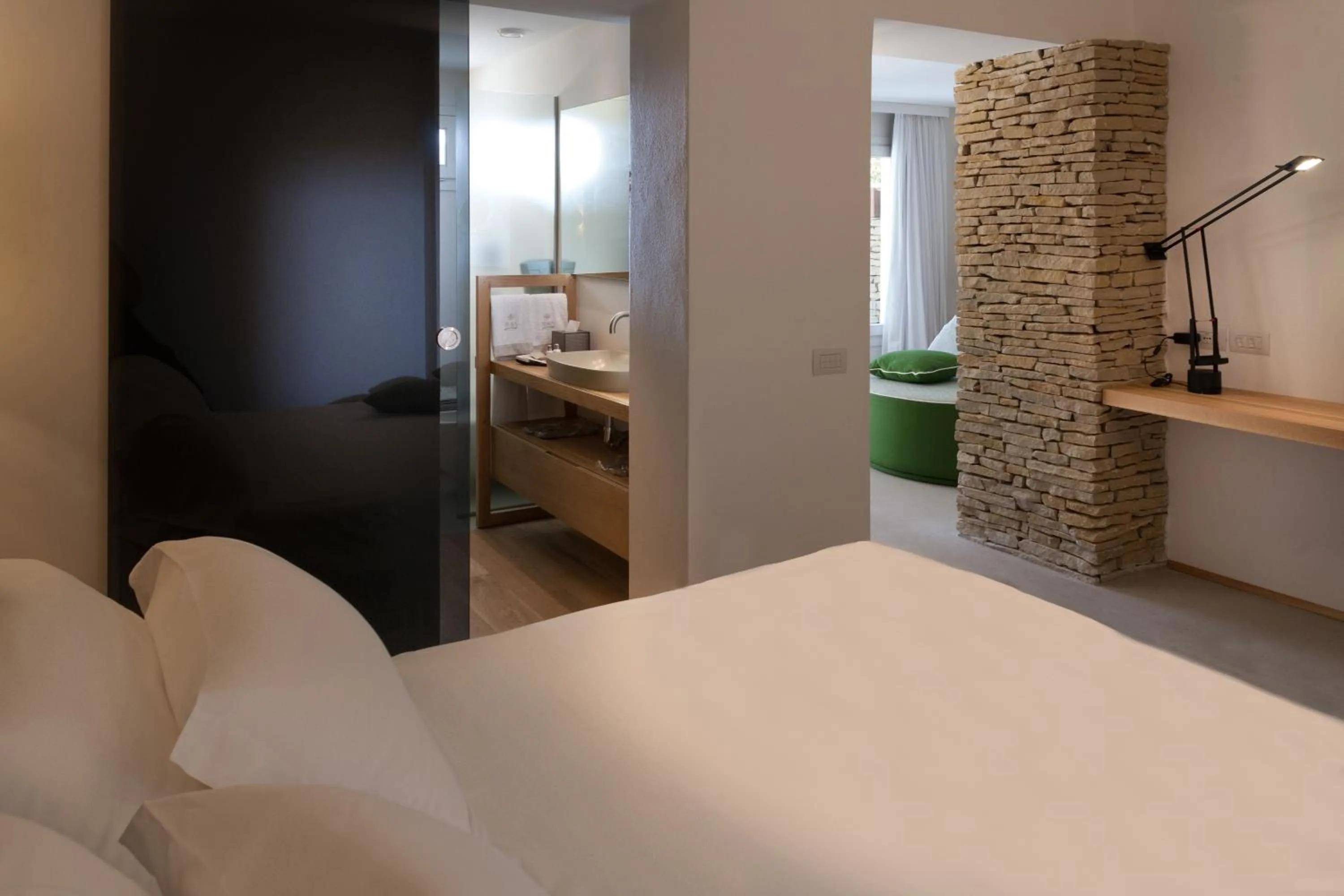 Bed in Praia Art Resort - Small Luxury Hotels of the world