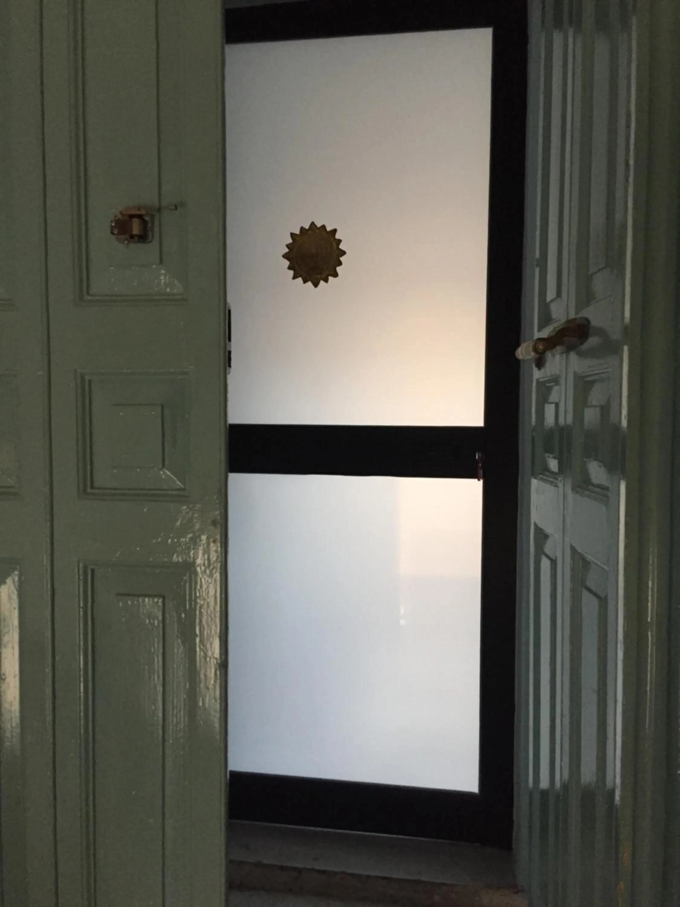 Facade/entrance in Sunrise Apartment