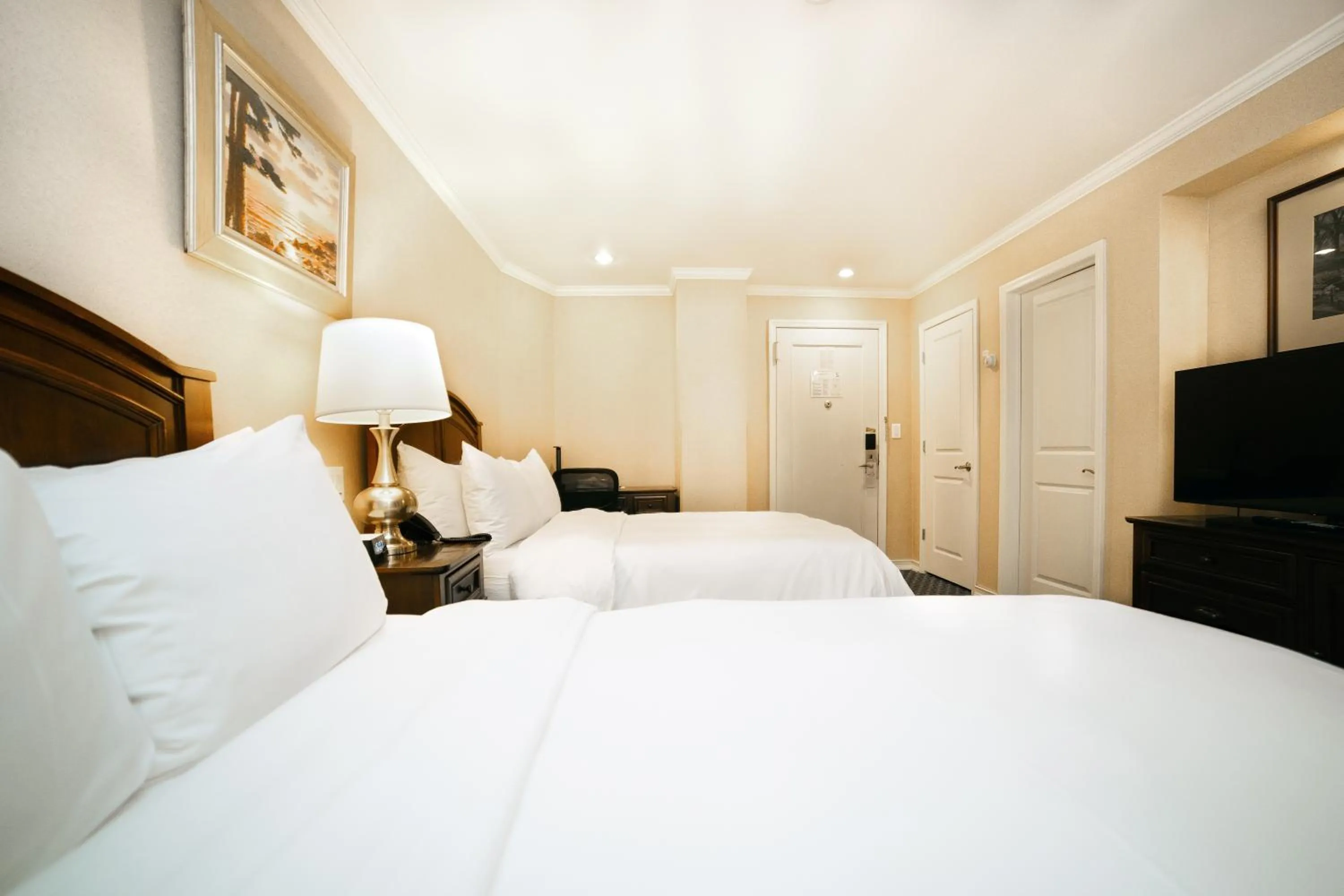 Bed in Hotel Stanford