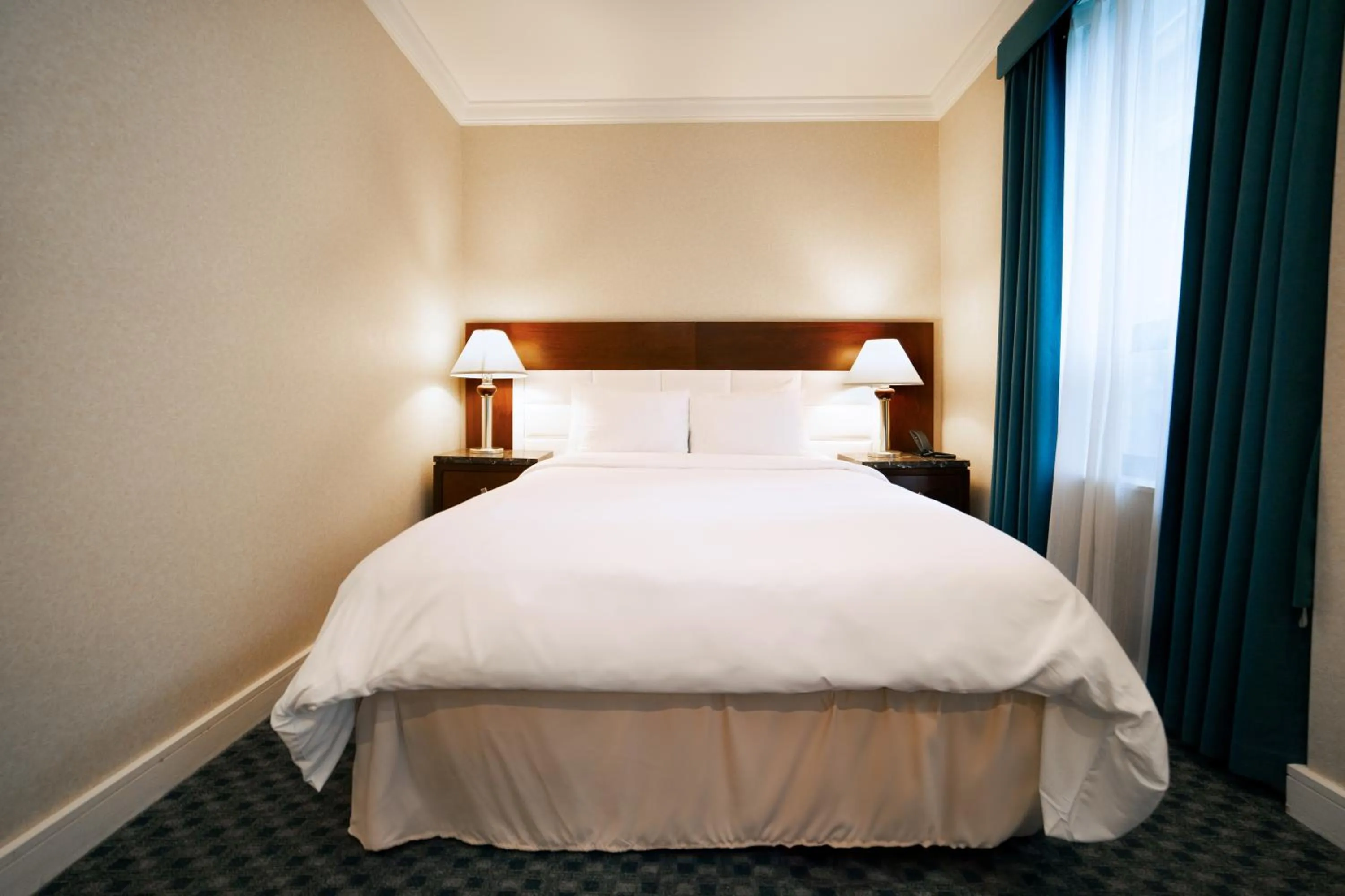 Bed in Hotel Stanford