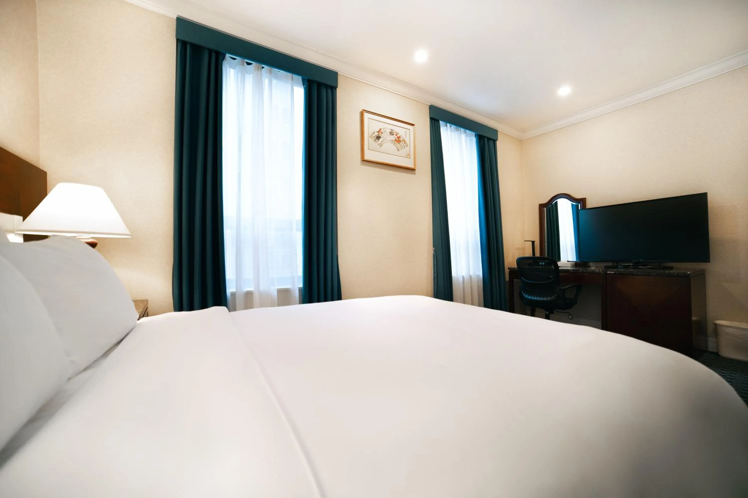 Bed in Hotel Stanford