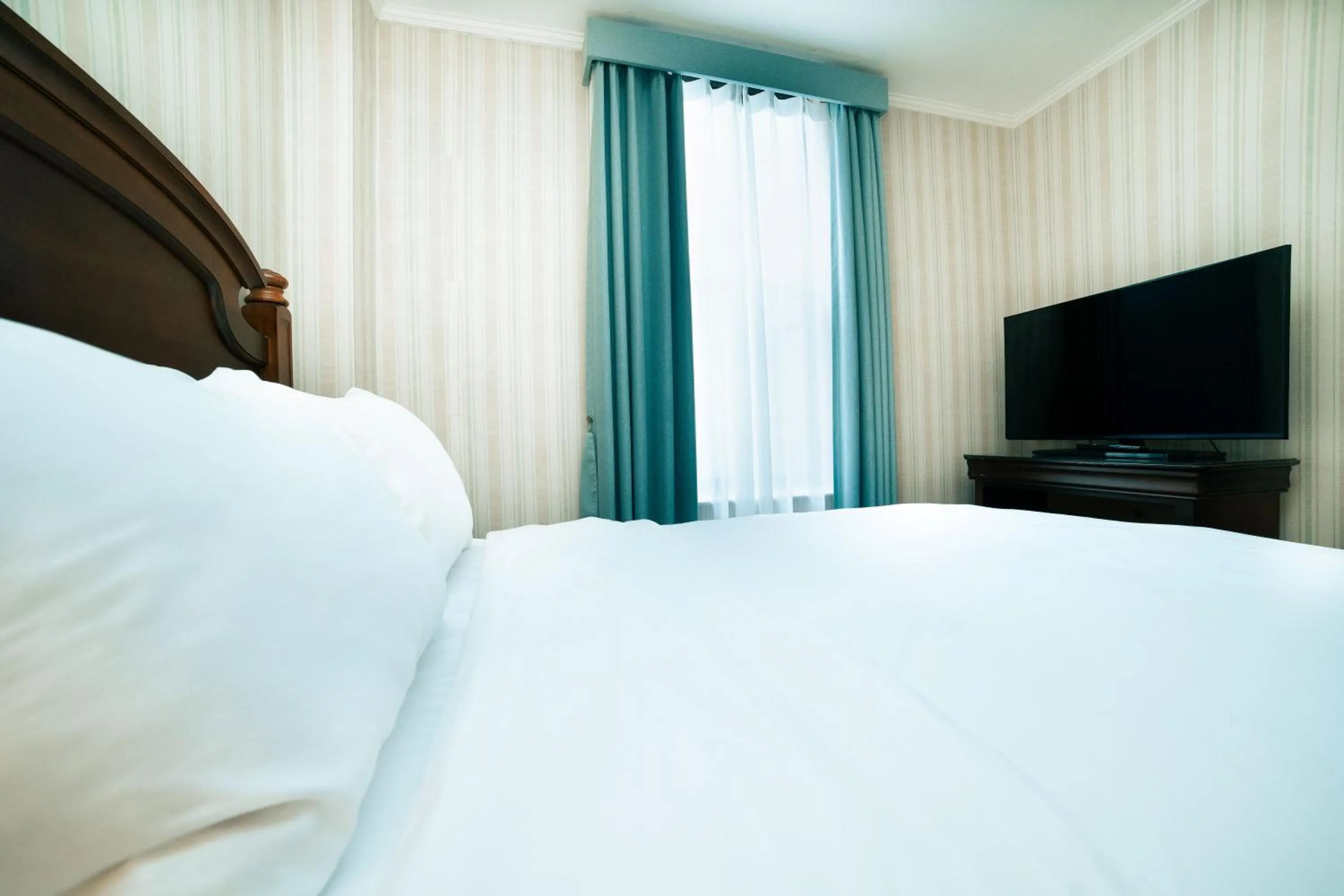 Bed in Hotel Stanford