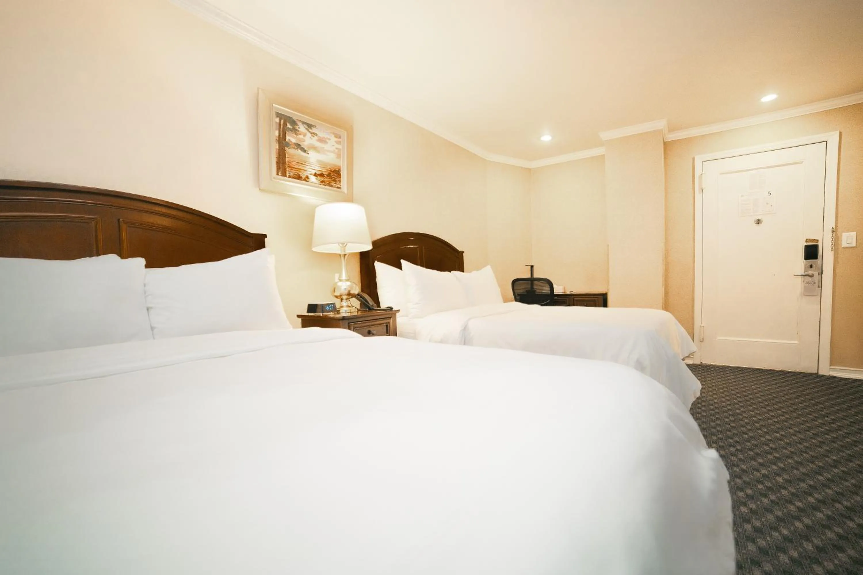 Bed in Hotel Stanford