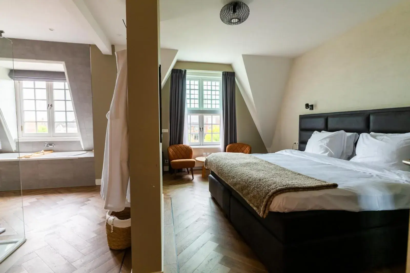 Deluxe King Suite in Hotel Inn Naeldwyk-Torenburg Deluxe King Suite in Hotel Inn Naeldwyk-Torenburg