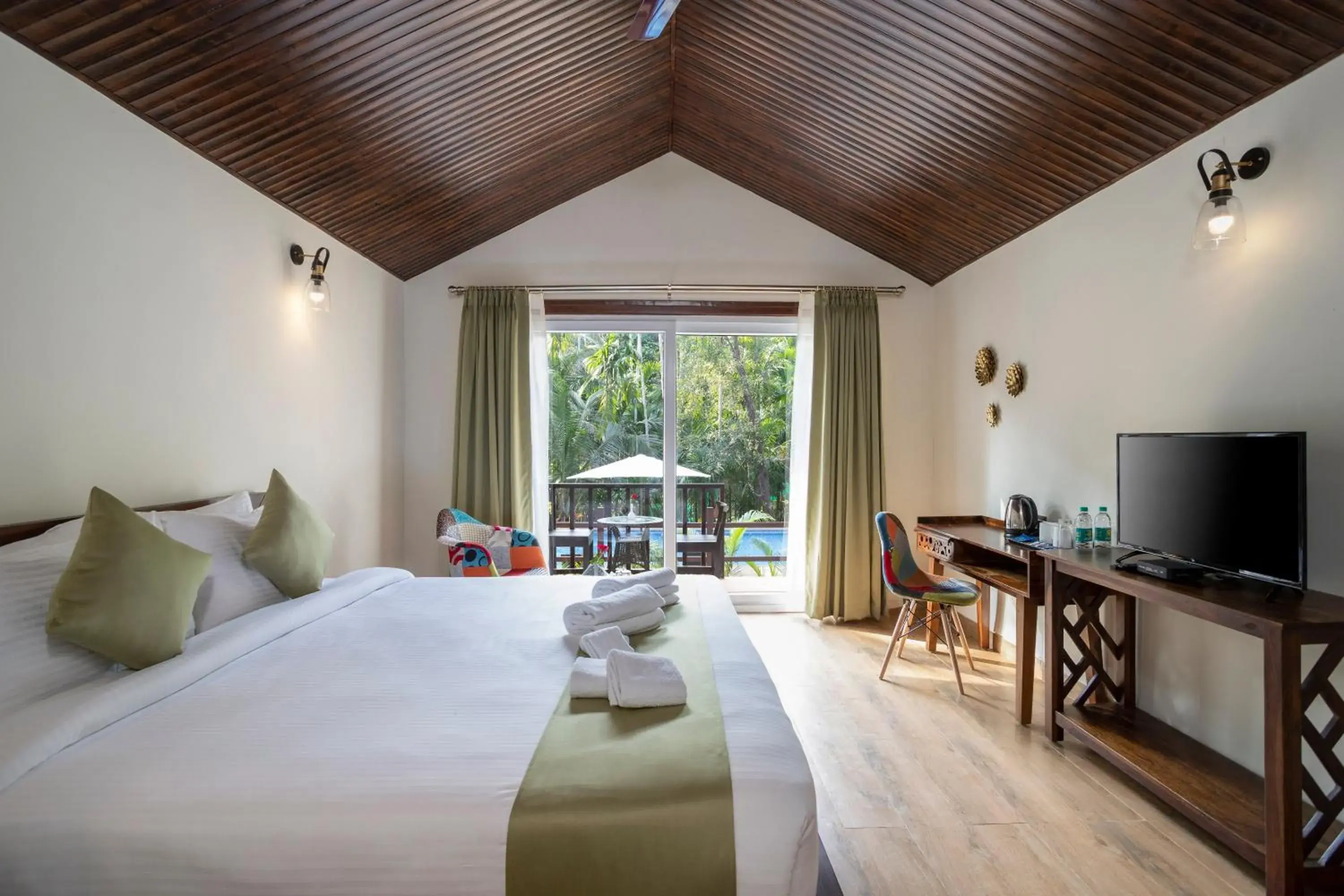 Cottage with Pool View in Stone Wood Premier Gokarna Cottage with Pool View in Stone Wood Premier Gokarna