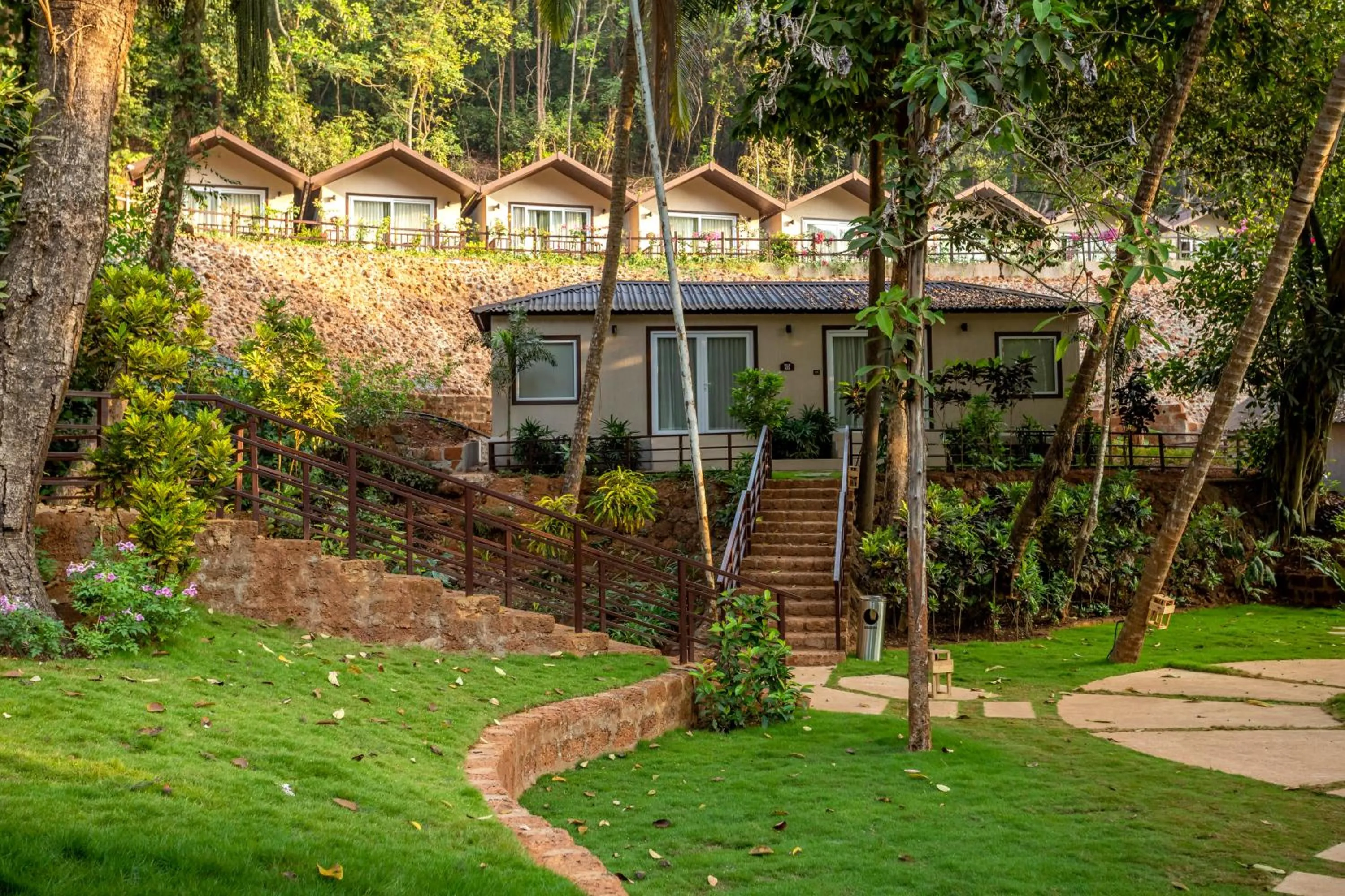 Garden in Stone Wood Premier Gokarna