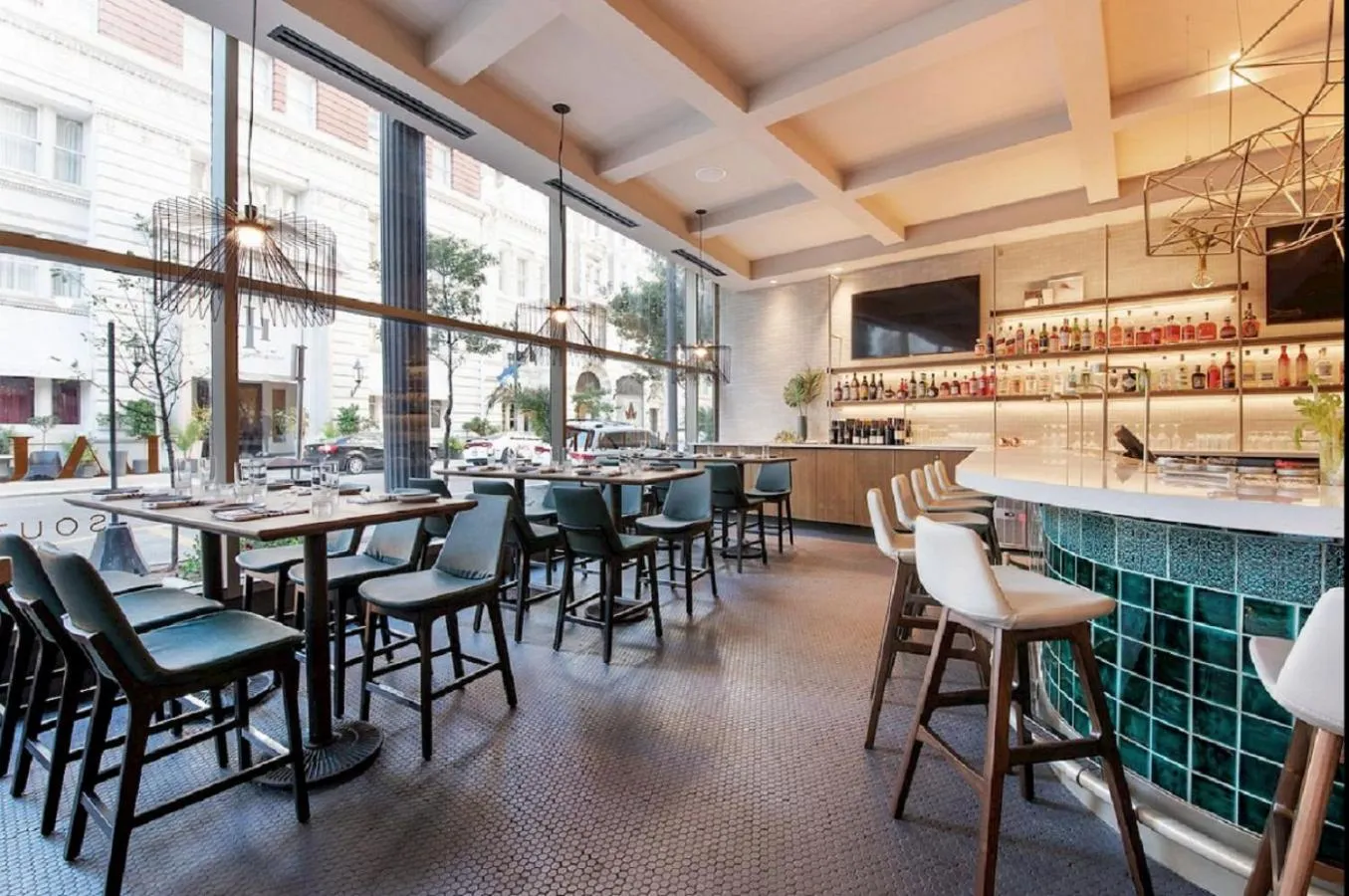 Restaurant/places to eat in Hotel Theo New Orleans, Tapestry Collection by Hilton