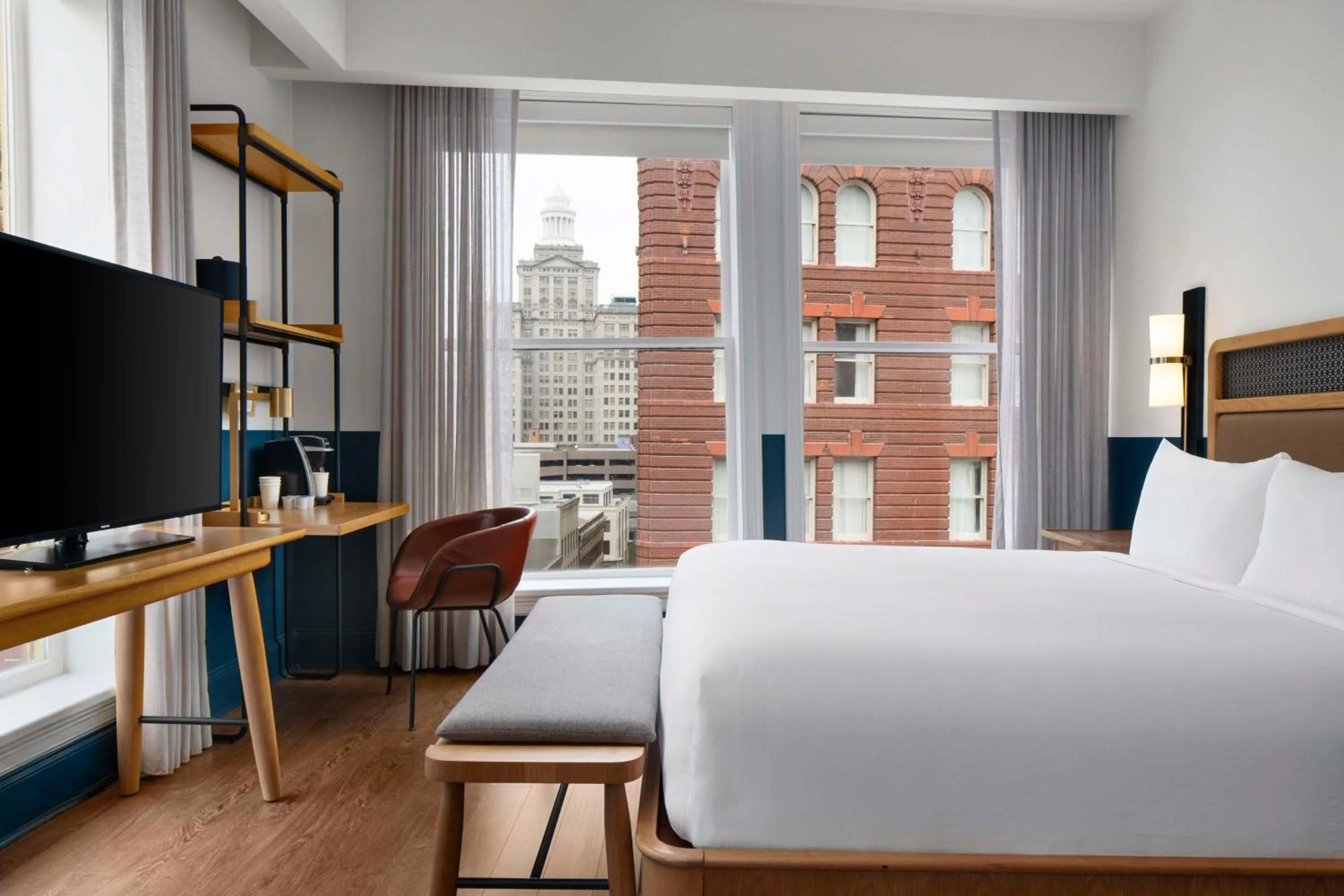 Bed in Hotel Theo New Orleans, Tapestry Collection by Hilton