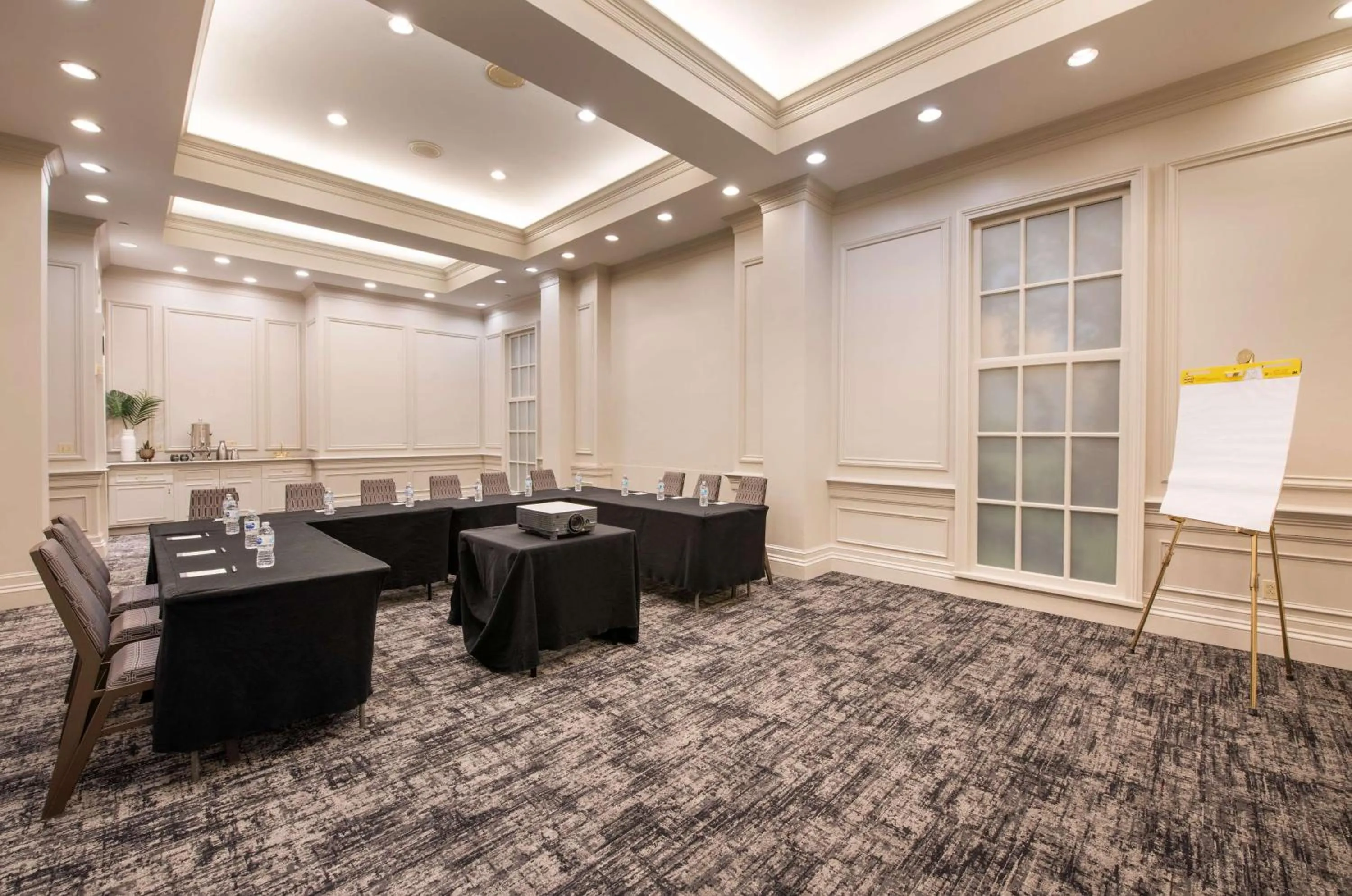 Meeting/conference room in Hotel Theo New Orleans, Tapestry Collection by Hilton