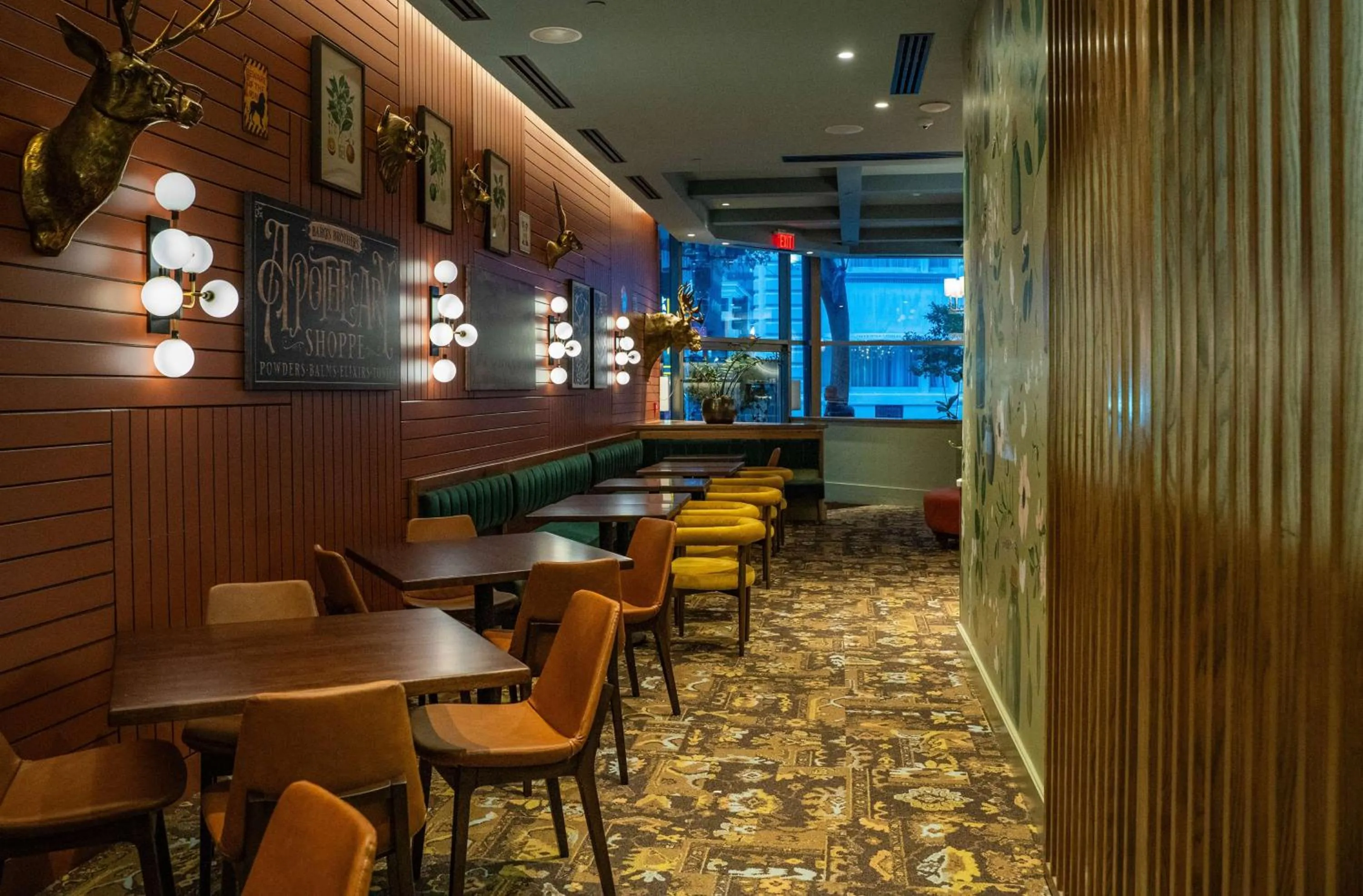 Restaurant/places to eat in Hotel Theo New Orleans, Tapestry Collection by Hilton