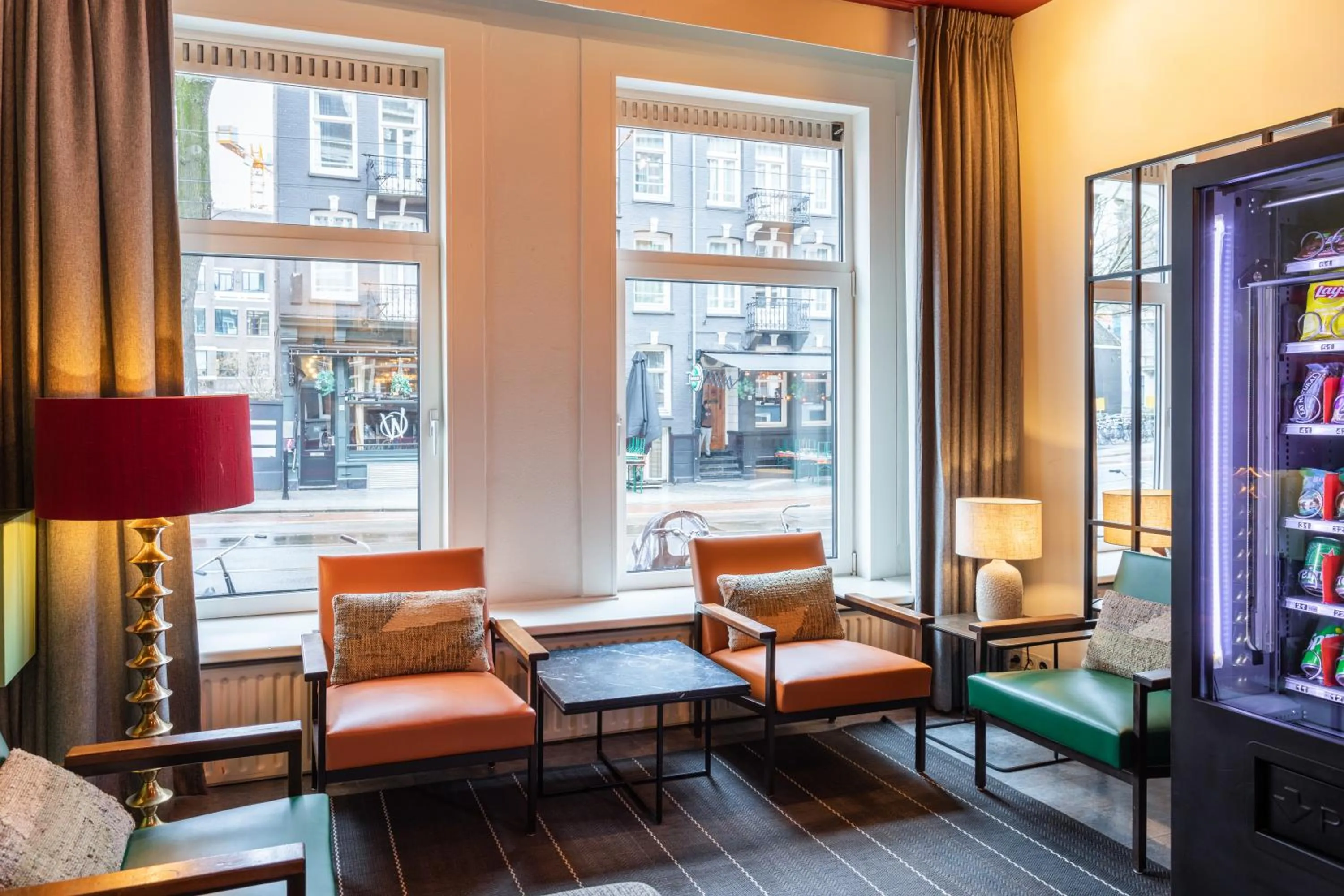 Seating area in Weber Hotel 117