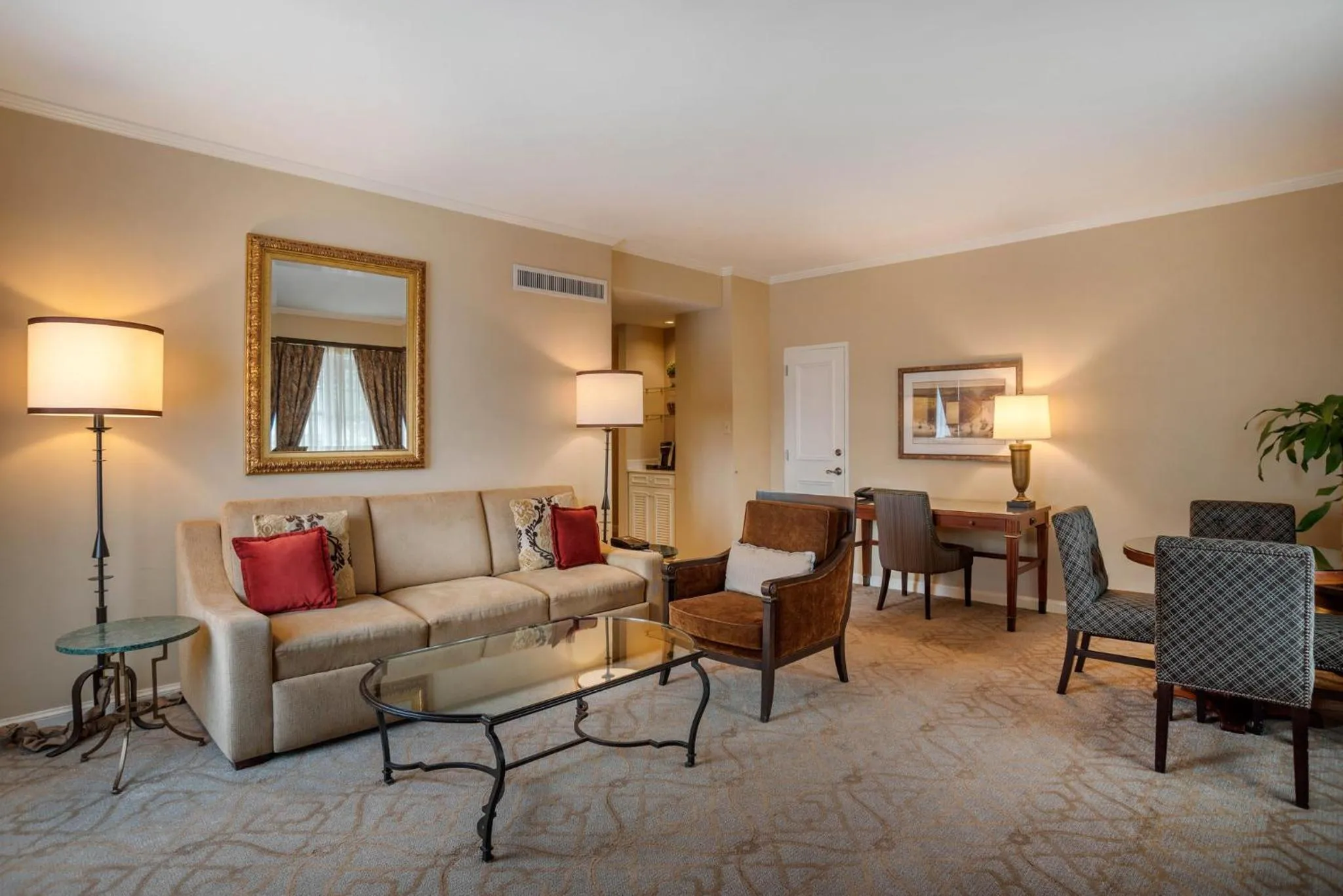 Photo of the whole room in Omni Royal Orleans Hotel