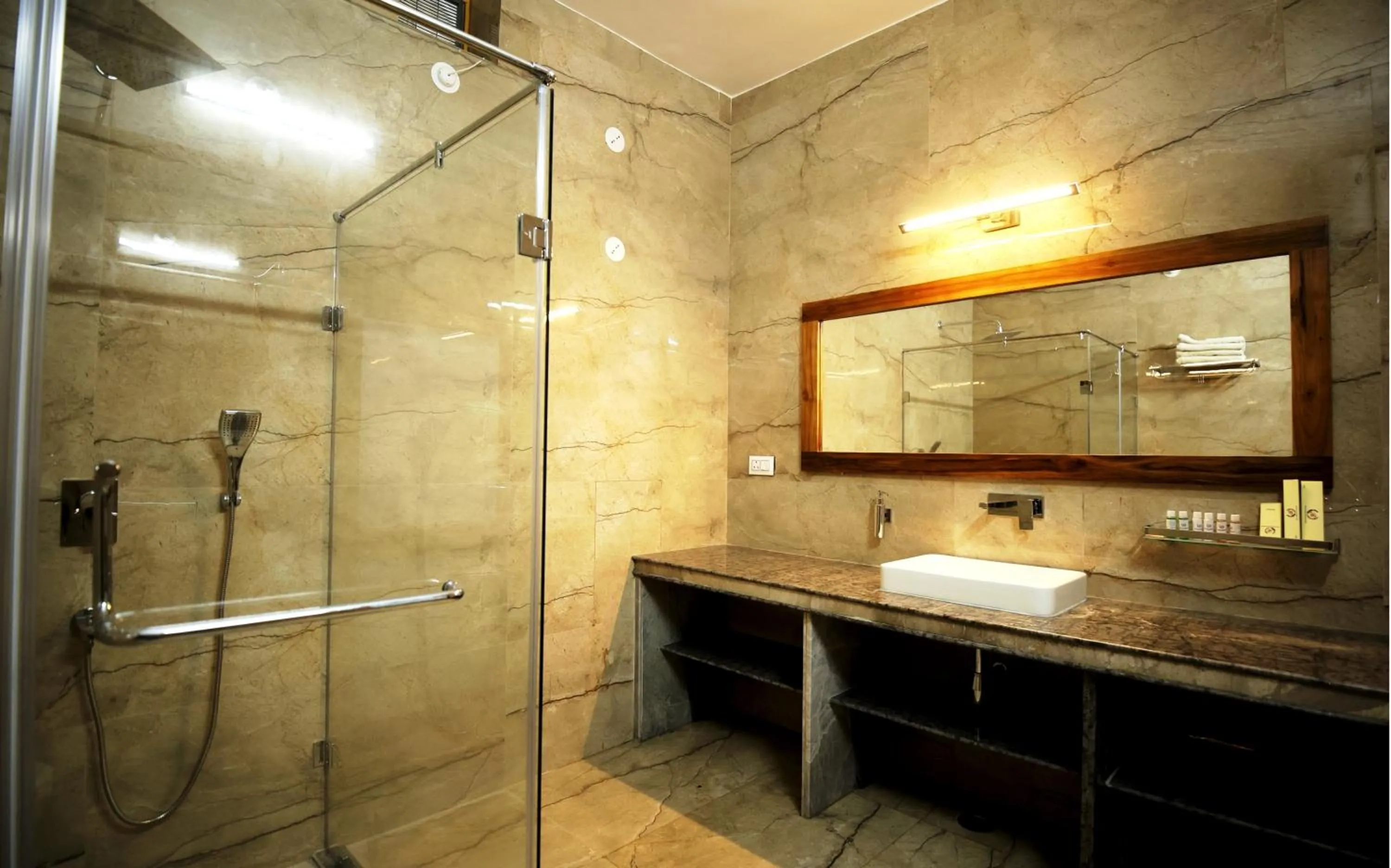 Bathroom in Bhavya Resort - Luxury Boutique Desert Camp