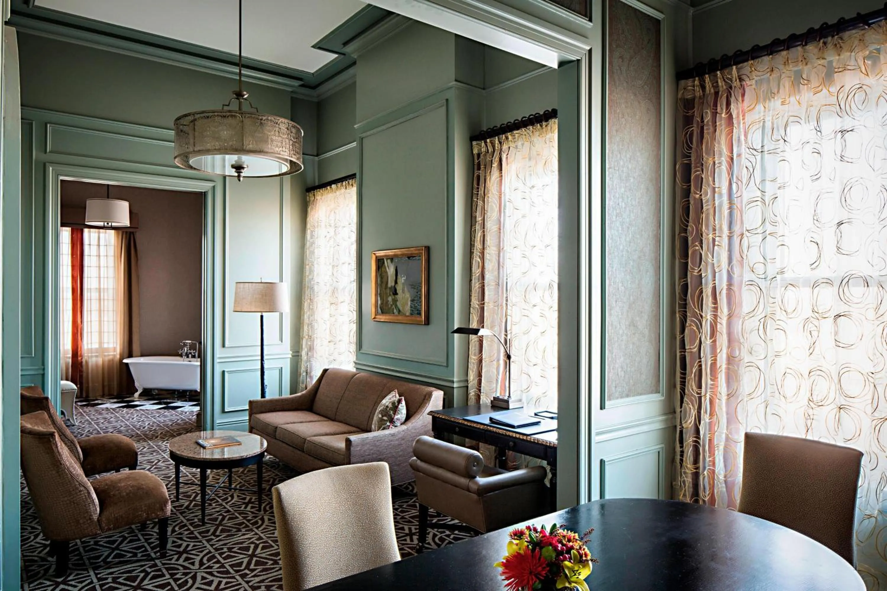 Living room in Hotel ICON, Autograph Collection