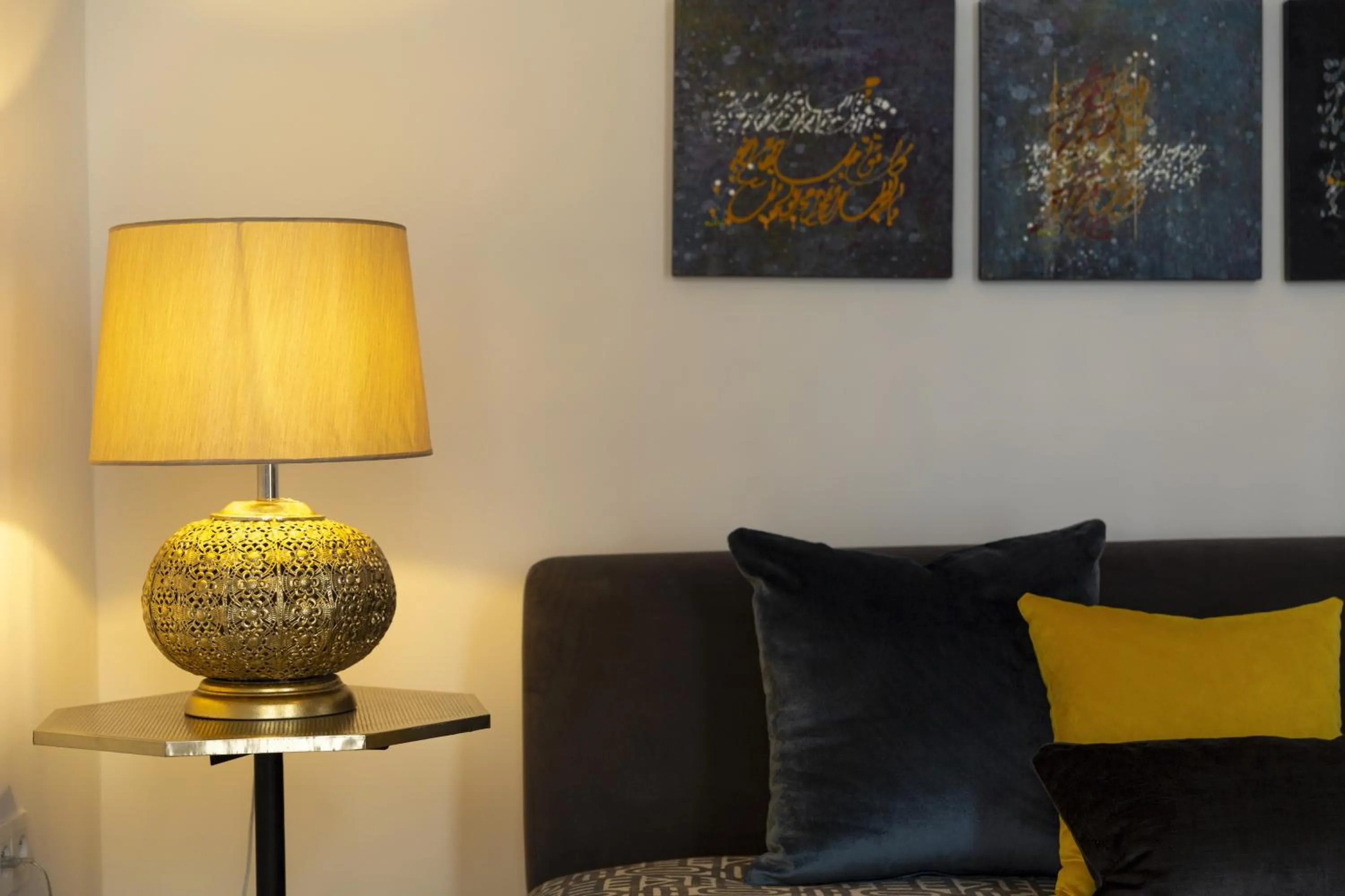 Decorative detail in Suite Azur Hotel