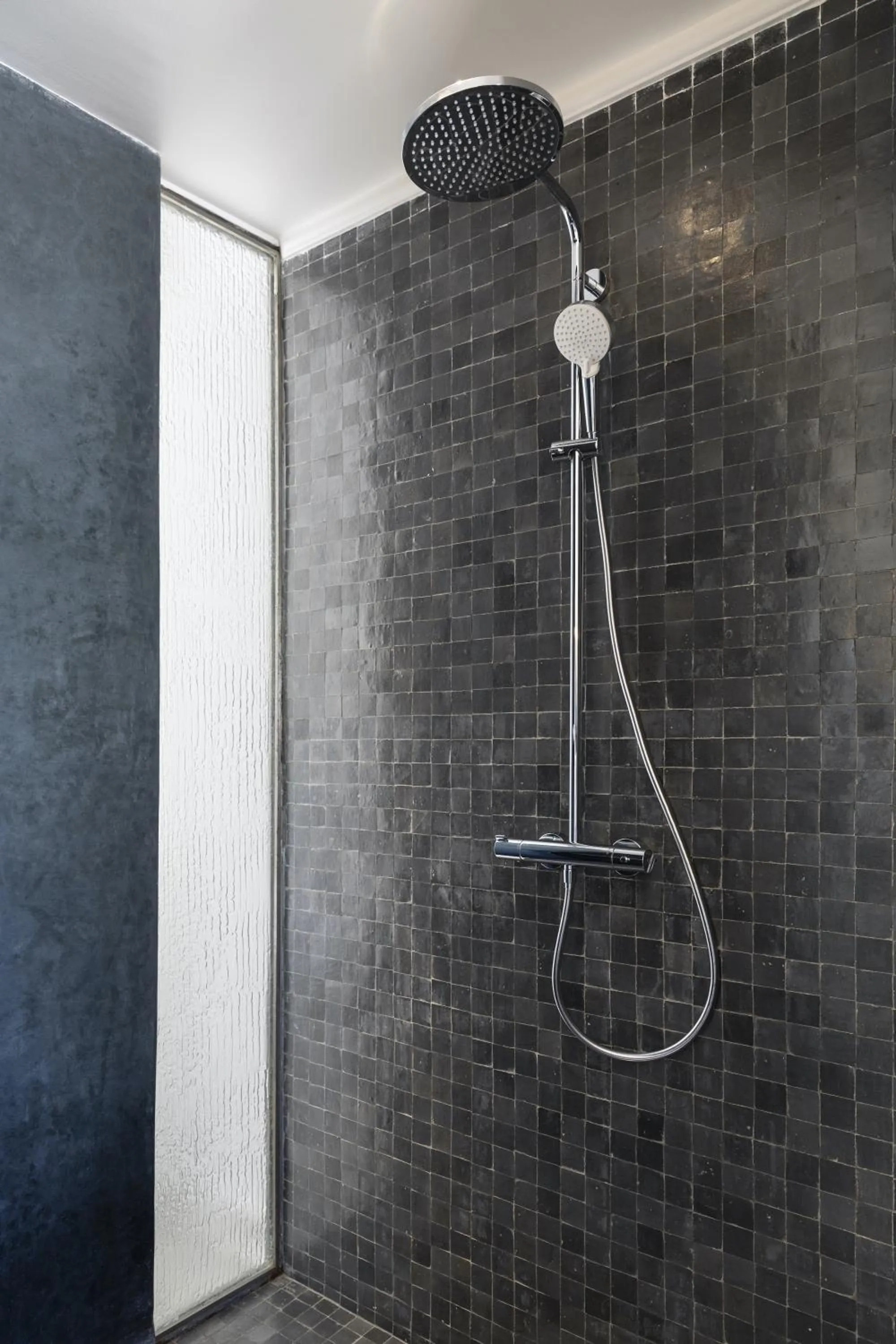 Shower in Suite Azur Hotel