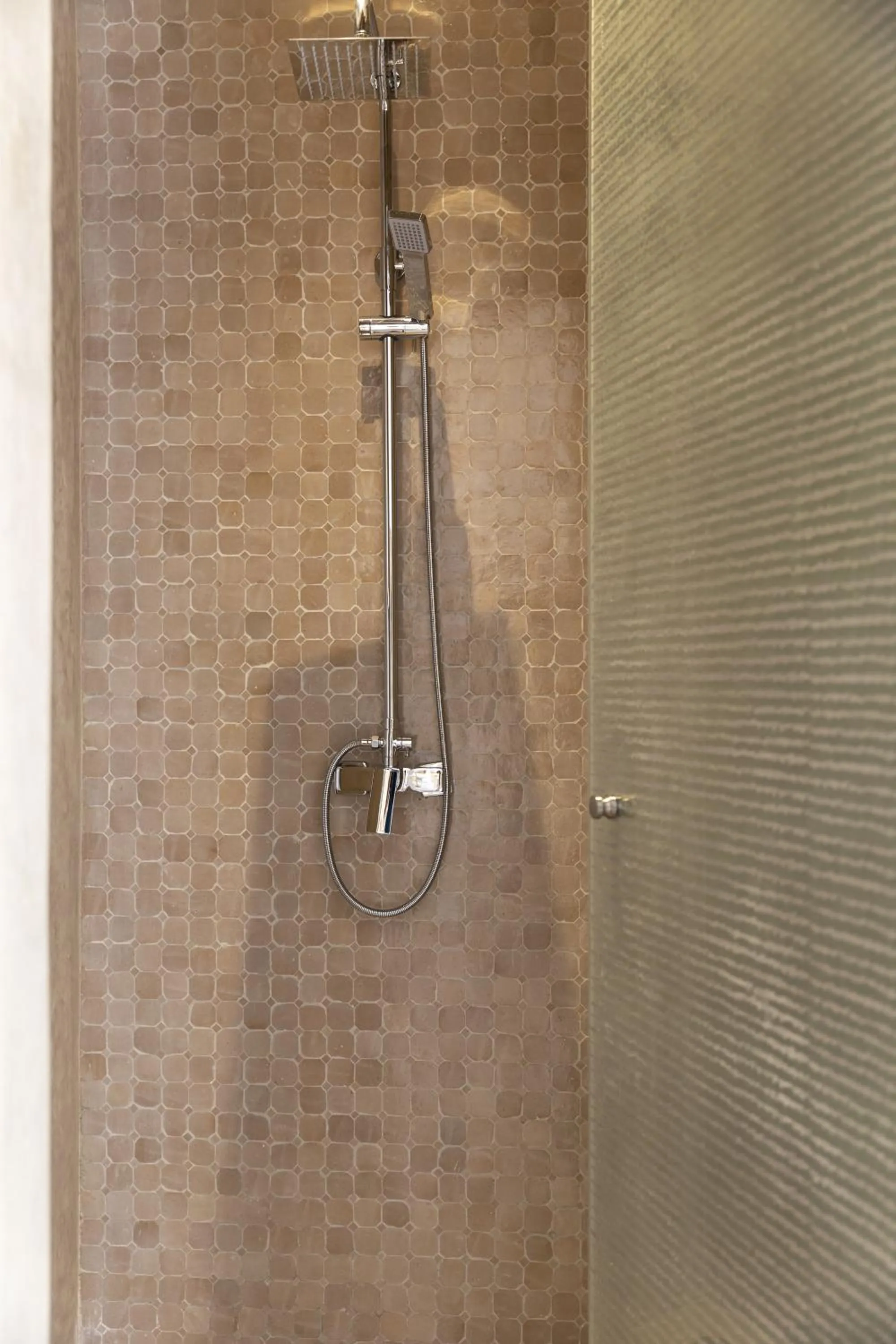 Shower in Suite Azur Hotel