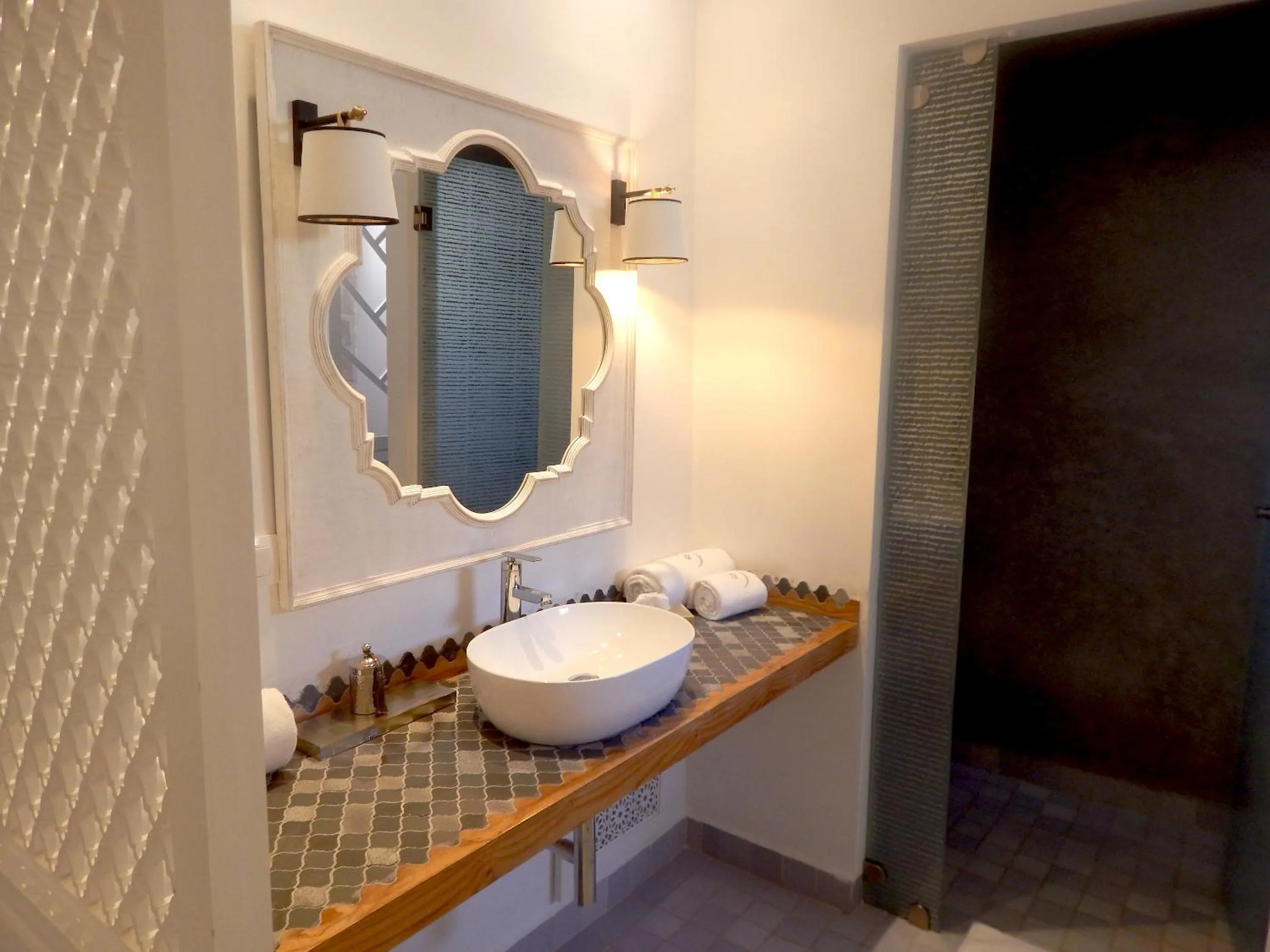 Bathroom in Suite Azur Hotel