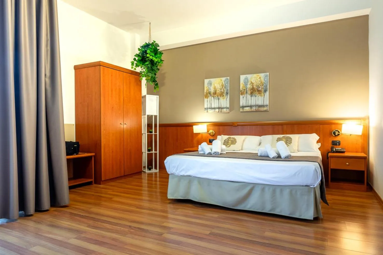 Photo of the whole room, Bed in Garden Hotel